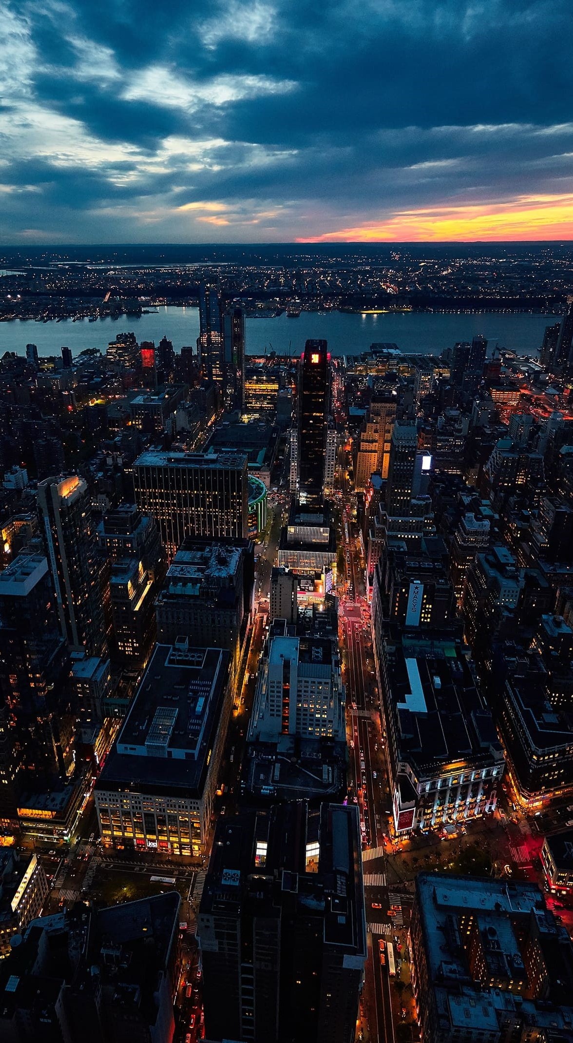 New York: The most populous and the most international city in the country, USA. 1180x2140 HD Background.
