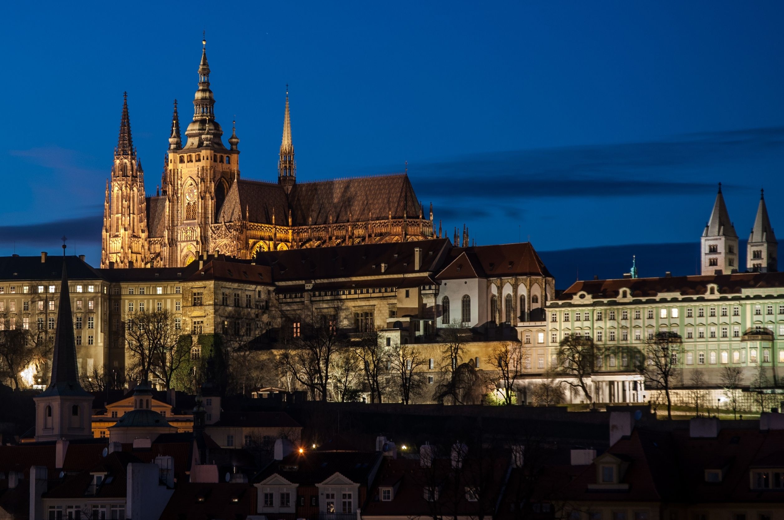 Prague Castle, Man-made wonder, High-quality pictures, 2019 wallpapers, 2520x1670 HD Desktop