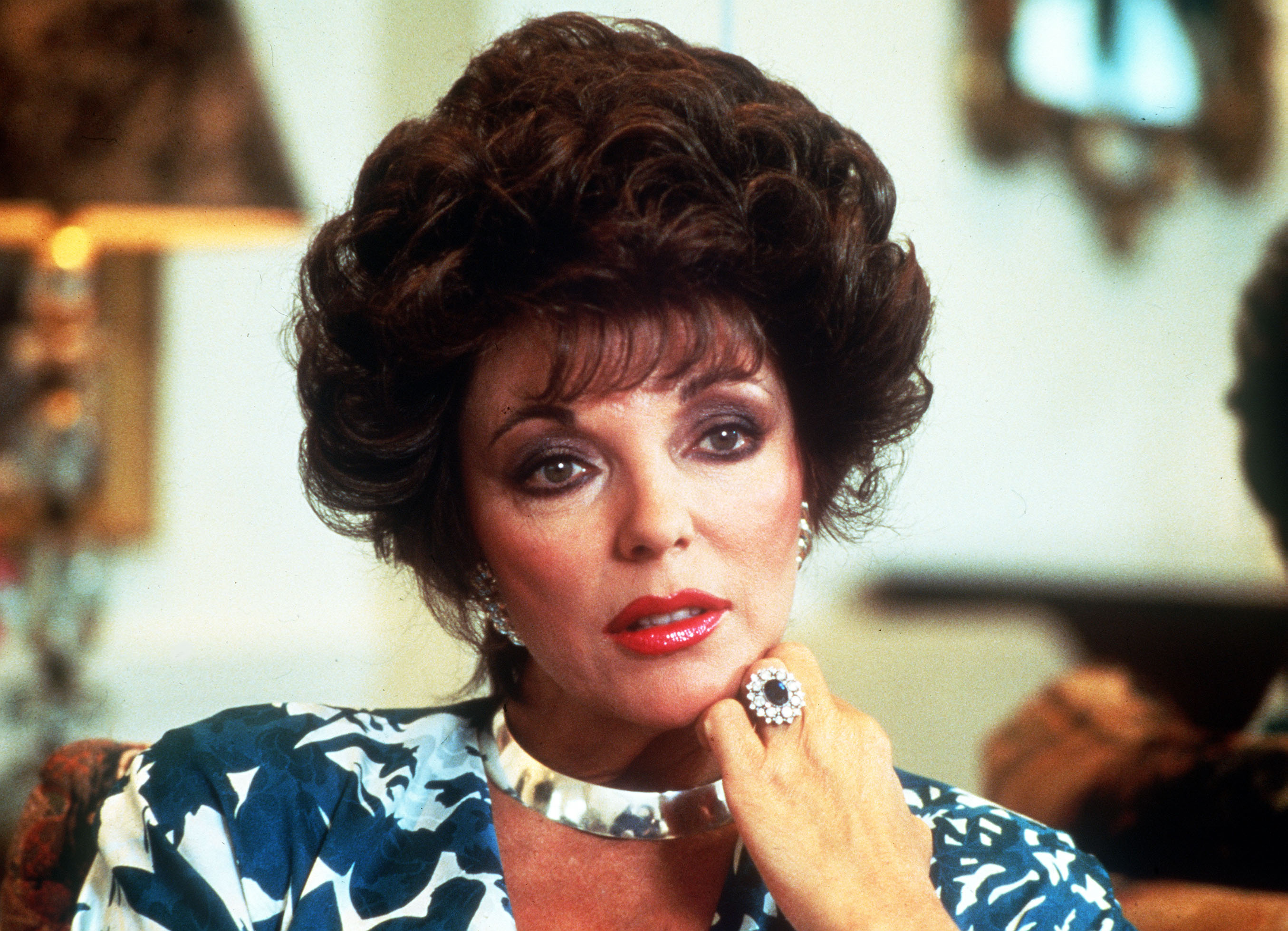 Joan Collins Movies, High definition images, Wallpaper access, Iconic actress, 2710x1960 HD Desktop