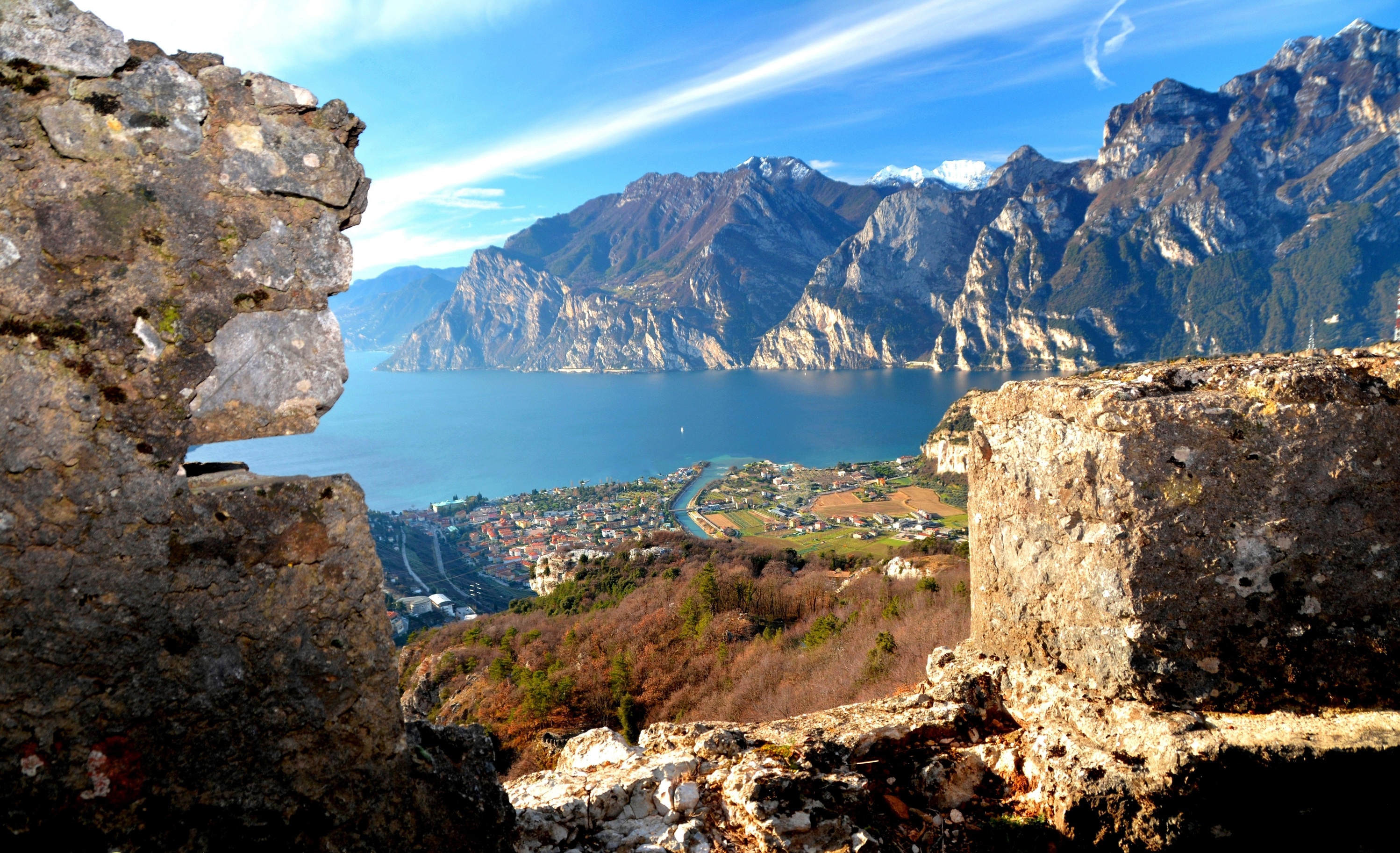 Long distance hiking, Trails at Lake Garda, Thrilling escapades, Outdoor exploration, 3000x1830 HD Desktop