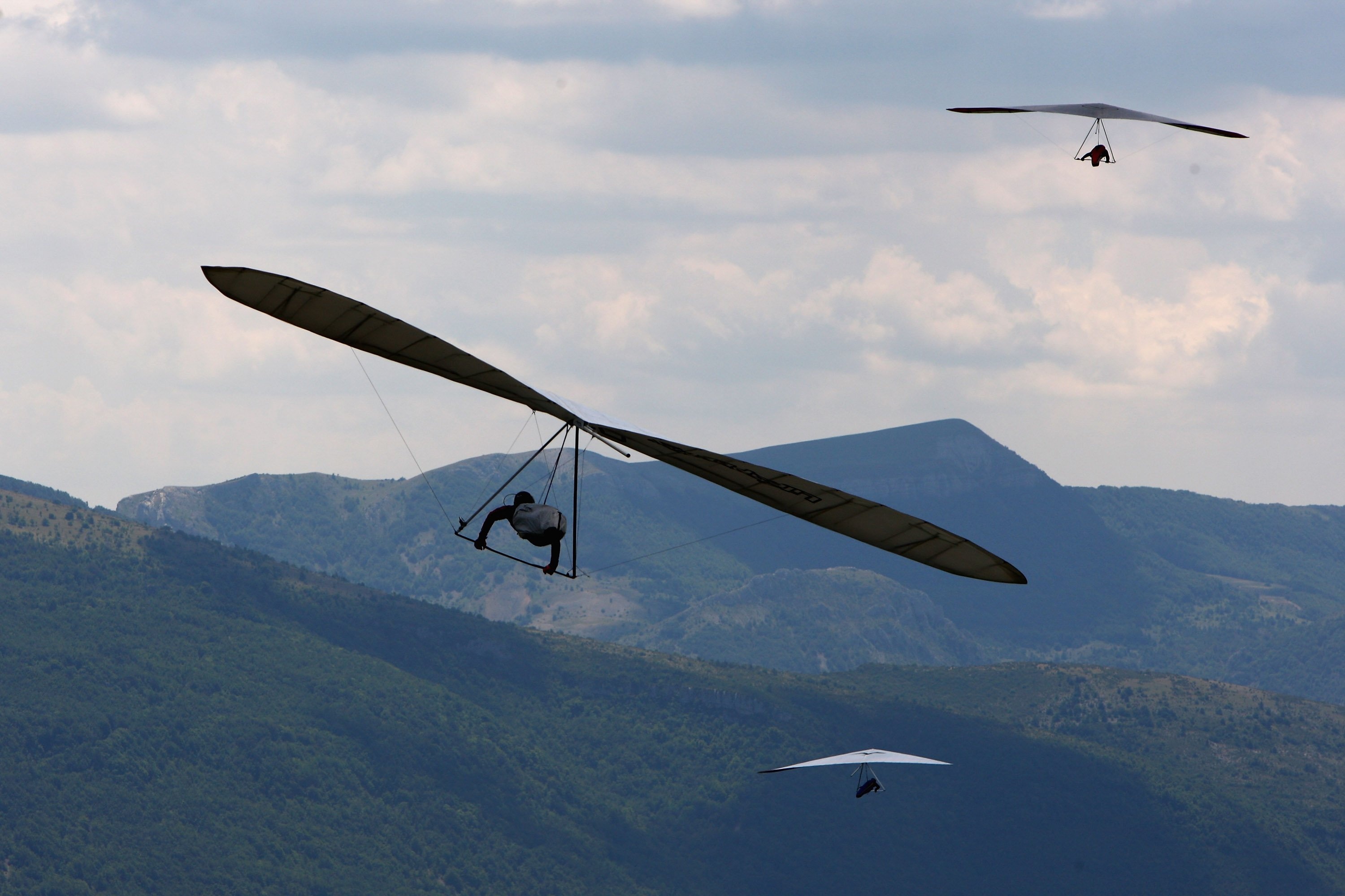 Gliding: A group of hang gliders, Extreme air sport, Windsport. 3000x2000 HD Wallpaper.