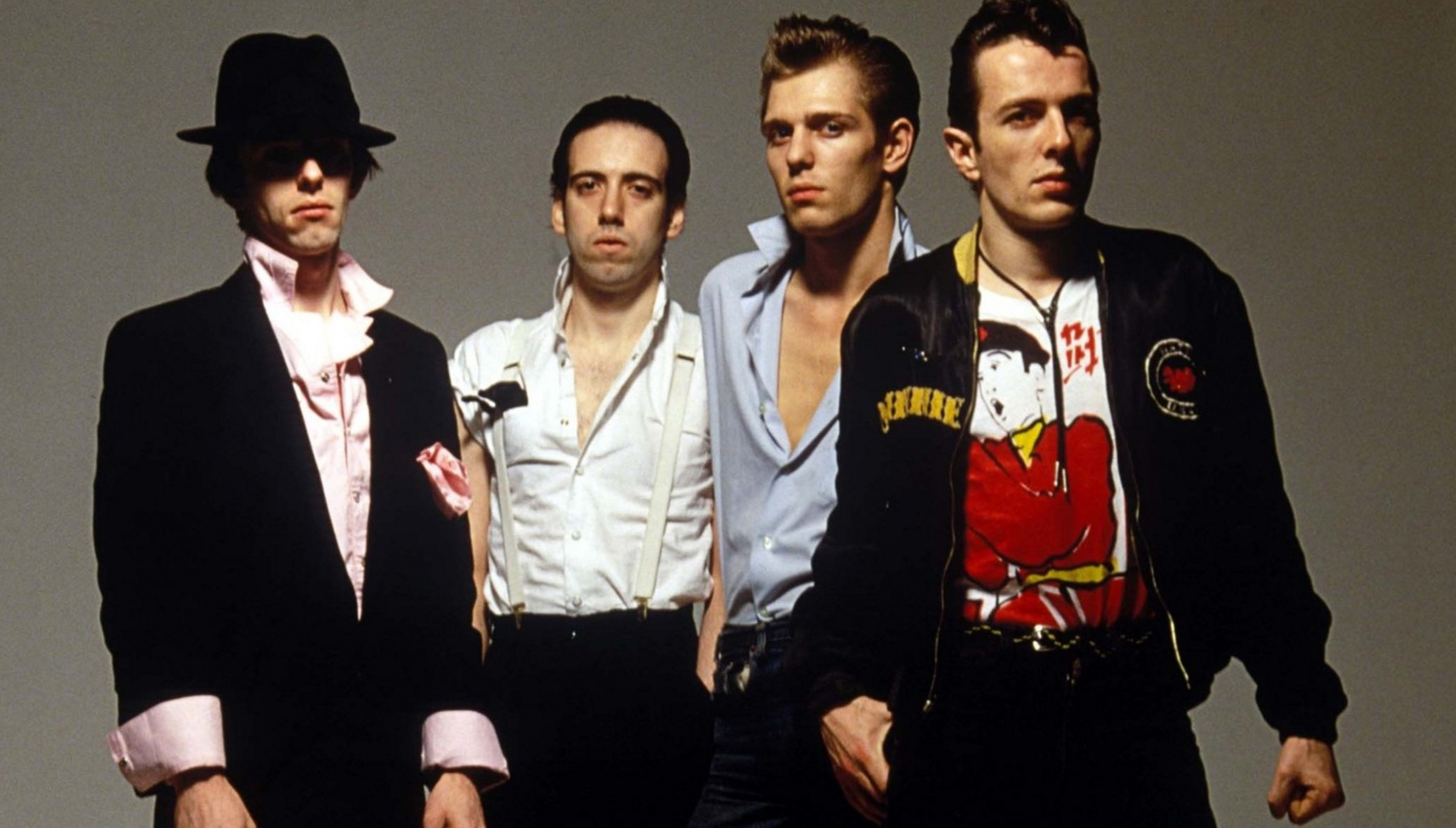 The Clash's London Calling, Timeless masterpiece, Punk's finest hour, Cultural impact, 2220x1270 HD Desktop