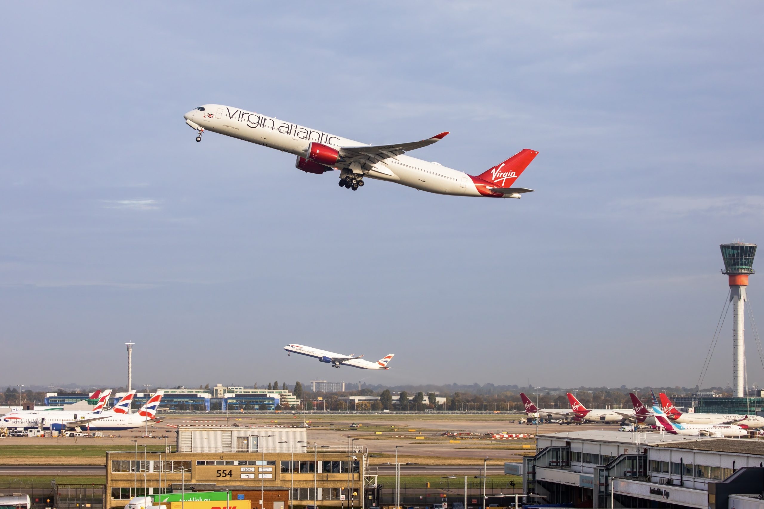 British Airways and Virgin Atlantic, Synchronized departures, Travel celebrations, US reopening, 2560x1710 HD Desktop