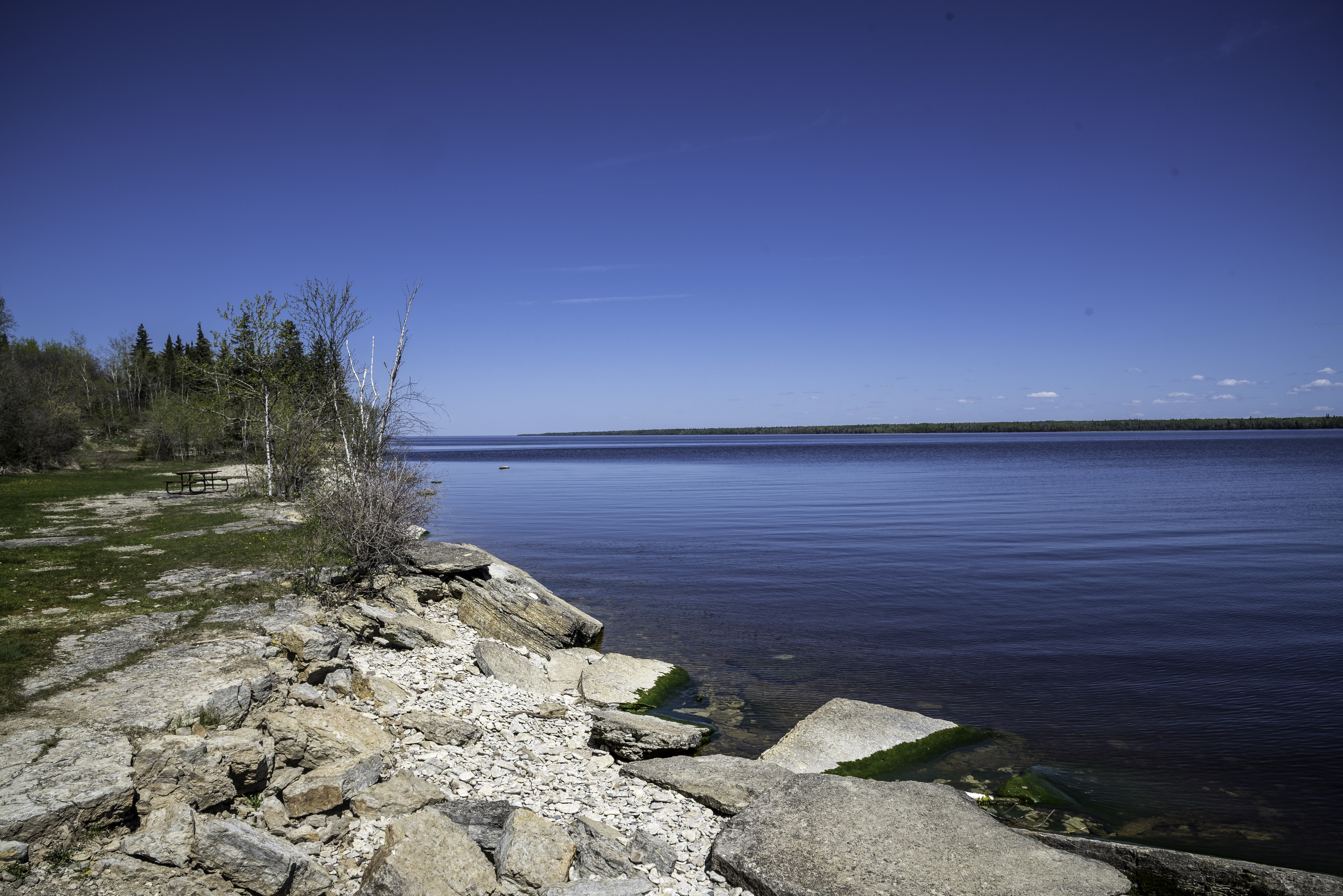 Winnipegosis Lake nature, Serene atmosphere, Peaceful harmony, Escape to tranquility, 6020x4020 4K Desktop