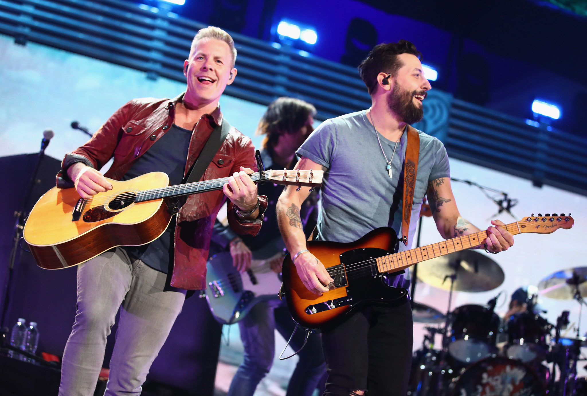 Old Dominion Band, Emerging from the background, Baltimore Sun, 2050x1390 HD Desktop