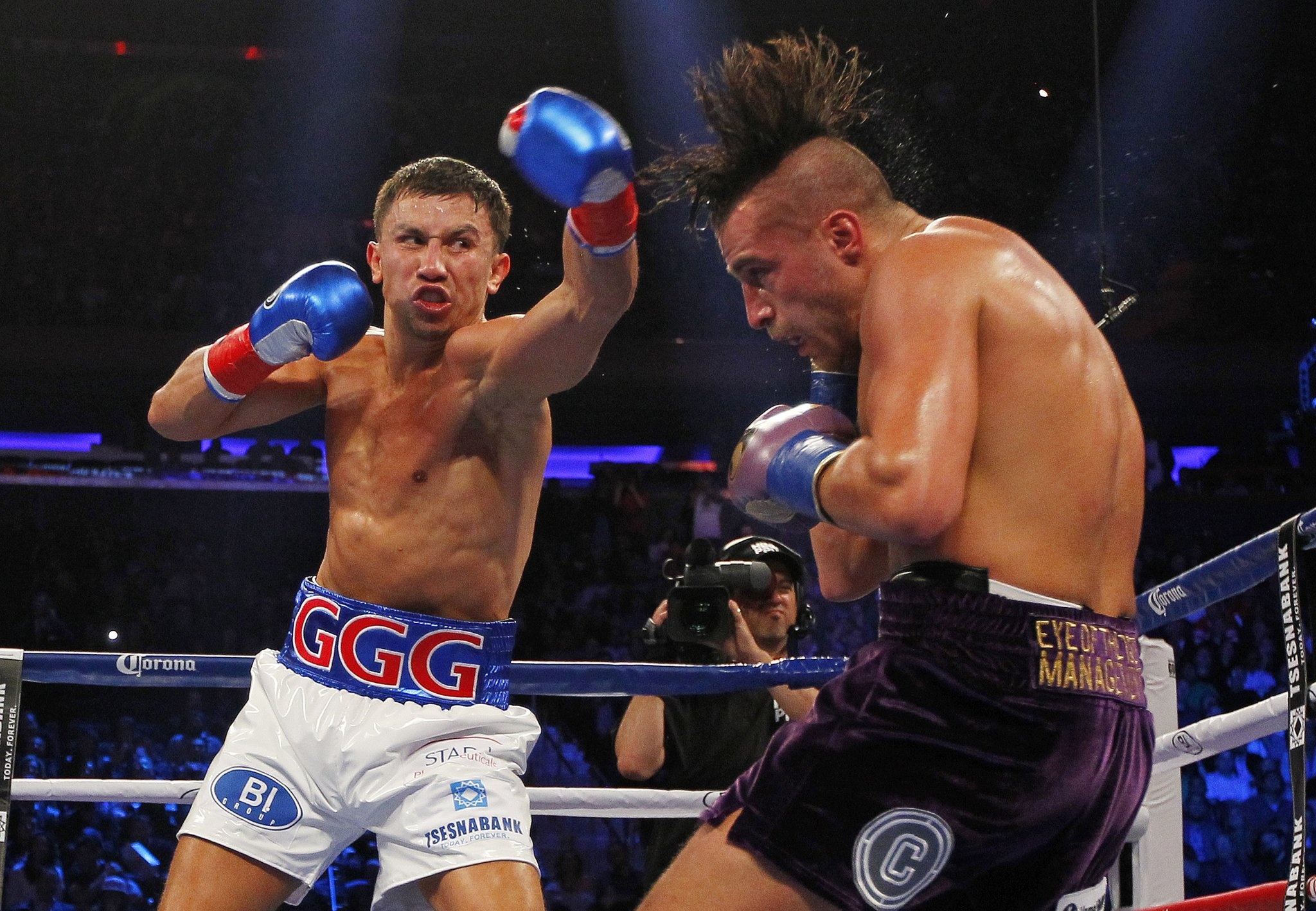 Gennady Golovkin, Impressive wallpapers, Boxing enthusiast, Memorable images, 2050x1420 HD Desktop