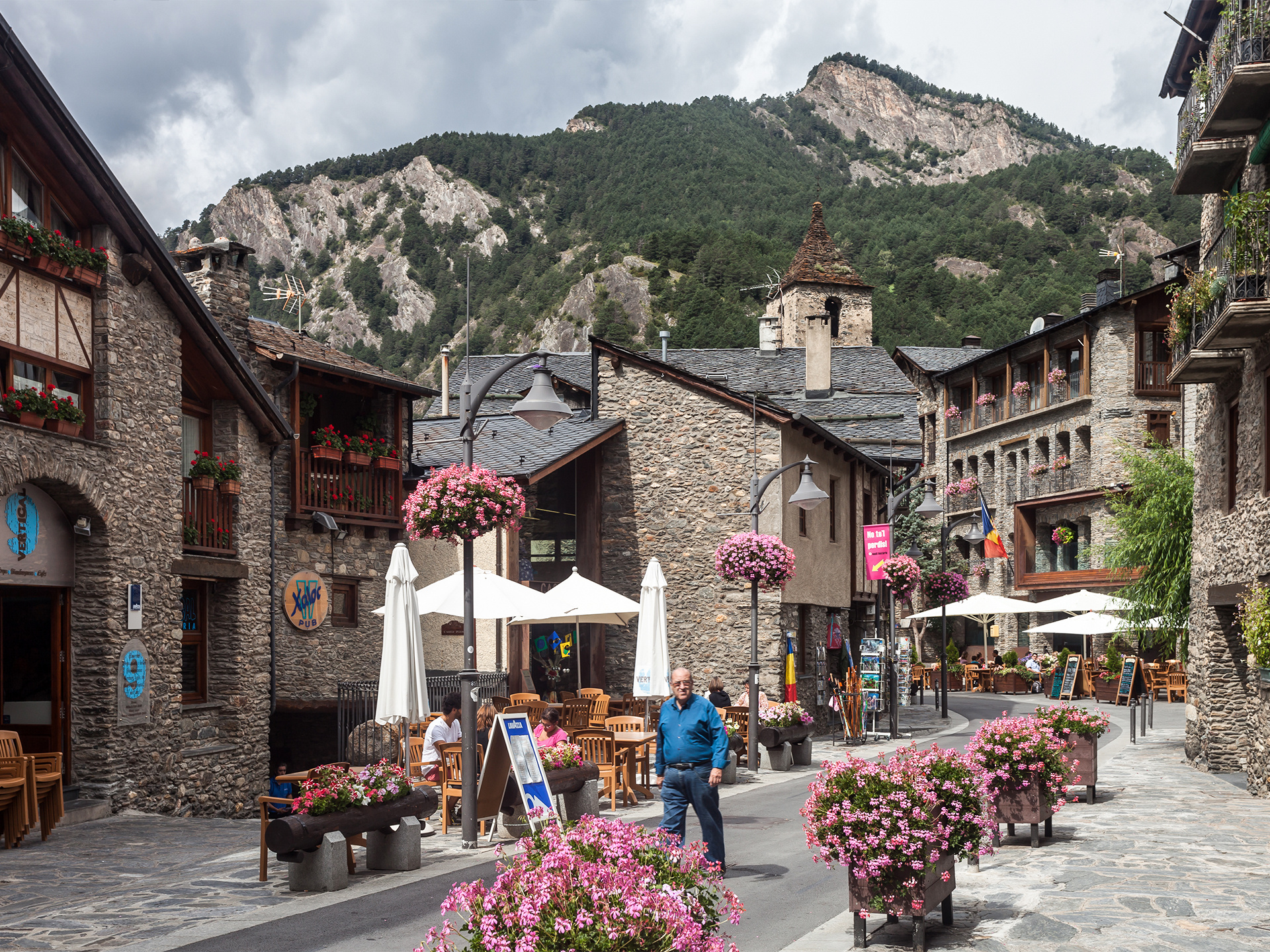 Discover Andorra, Cultural wonders, Natural beauty, Travel inspiration, 1920x1440 HD Desktop