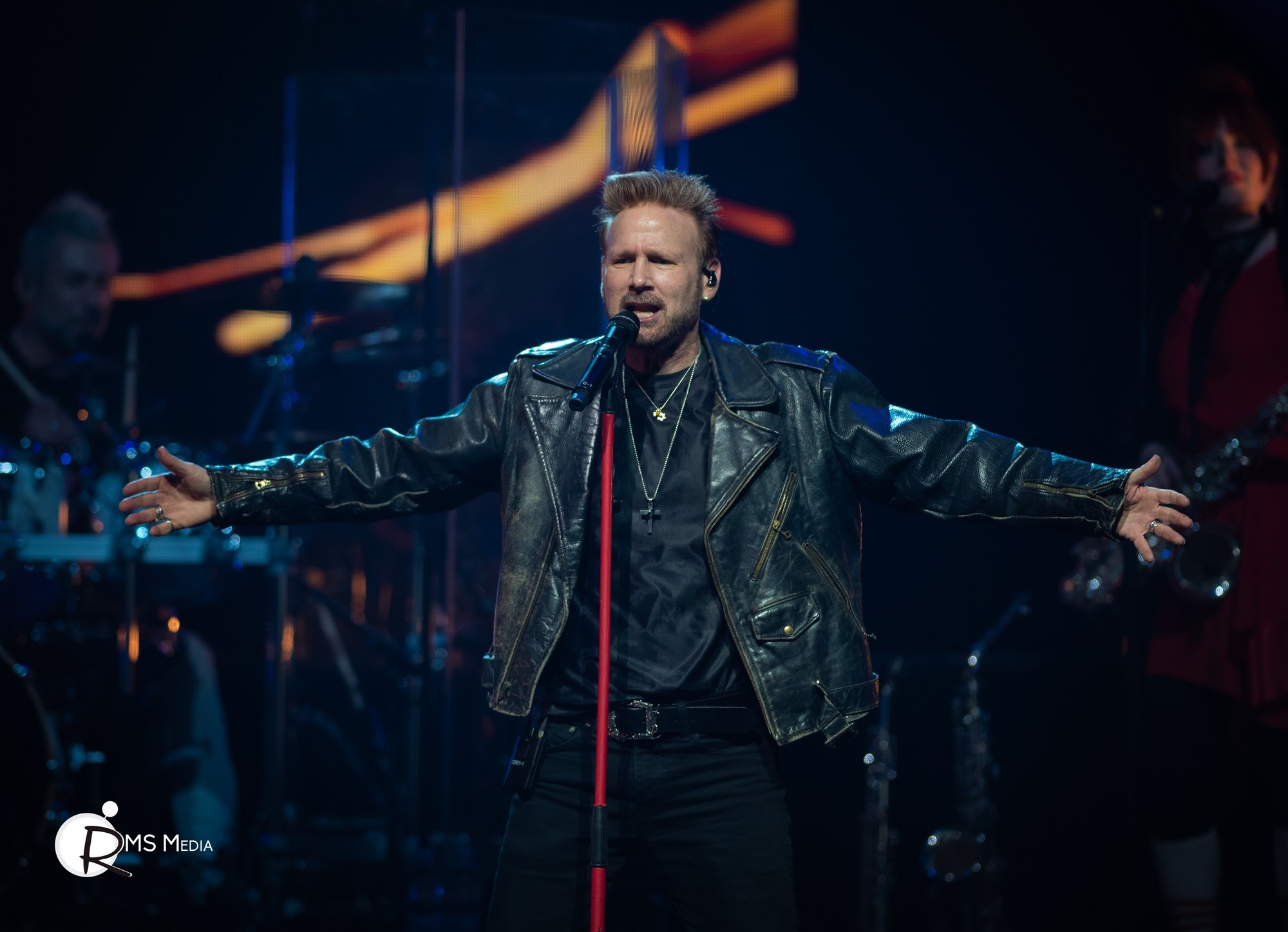 Photos | Corey Hart + Glass Tiger @ Save-On-Foods Memorial Centre - June 24th 2019 - Concert Addicts 2000x1450