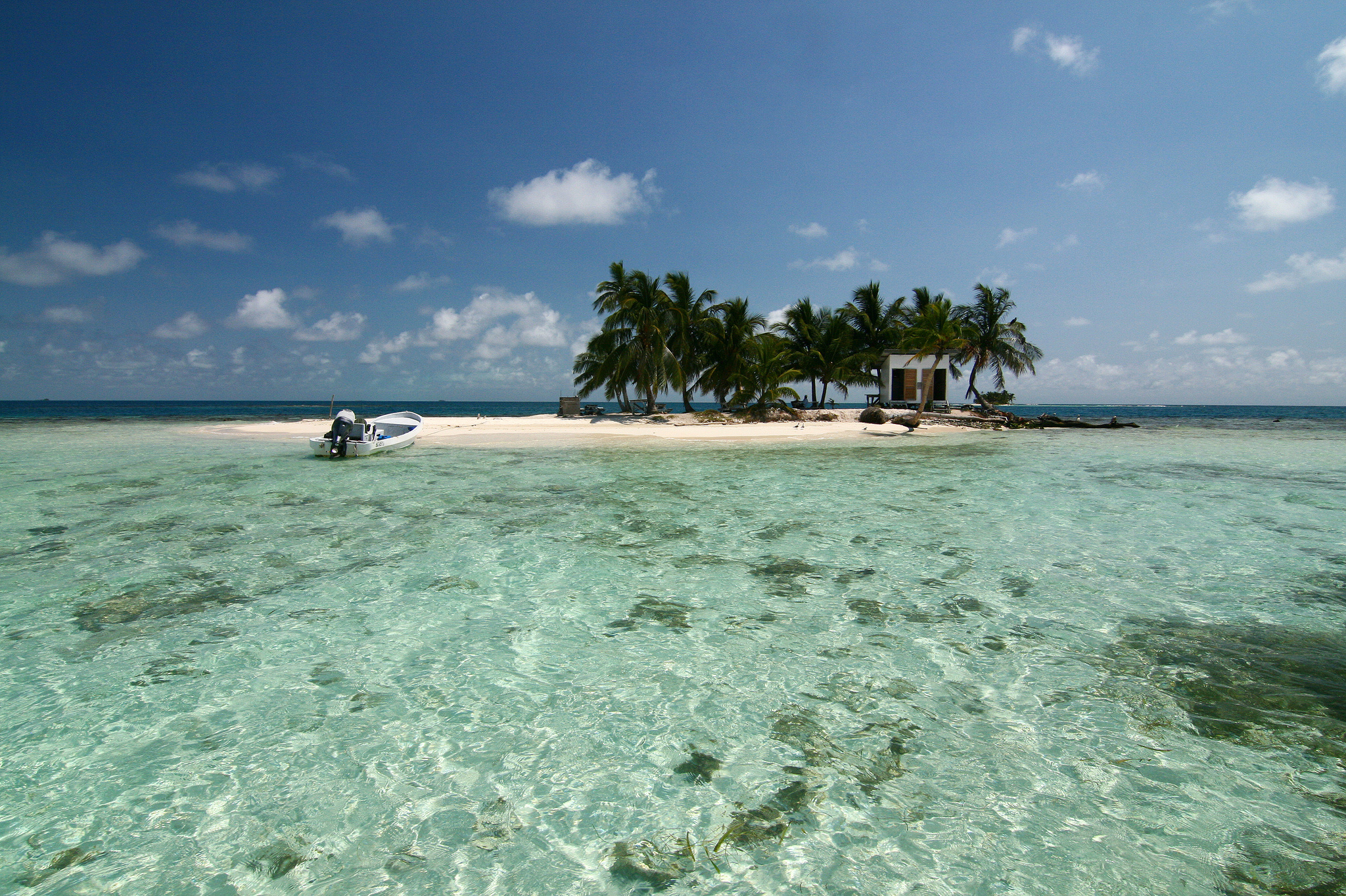 Silk Caye, Placencia, Tropical paradise, Beach getaway, 2050x1370 HD Desktop