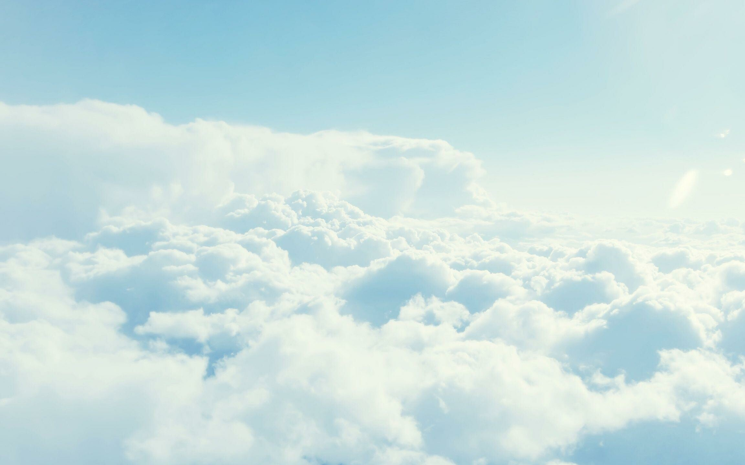Clouds: Cumulonimbus type occur in highly unstable air. 2560x1600 HD Background.