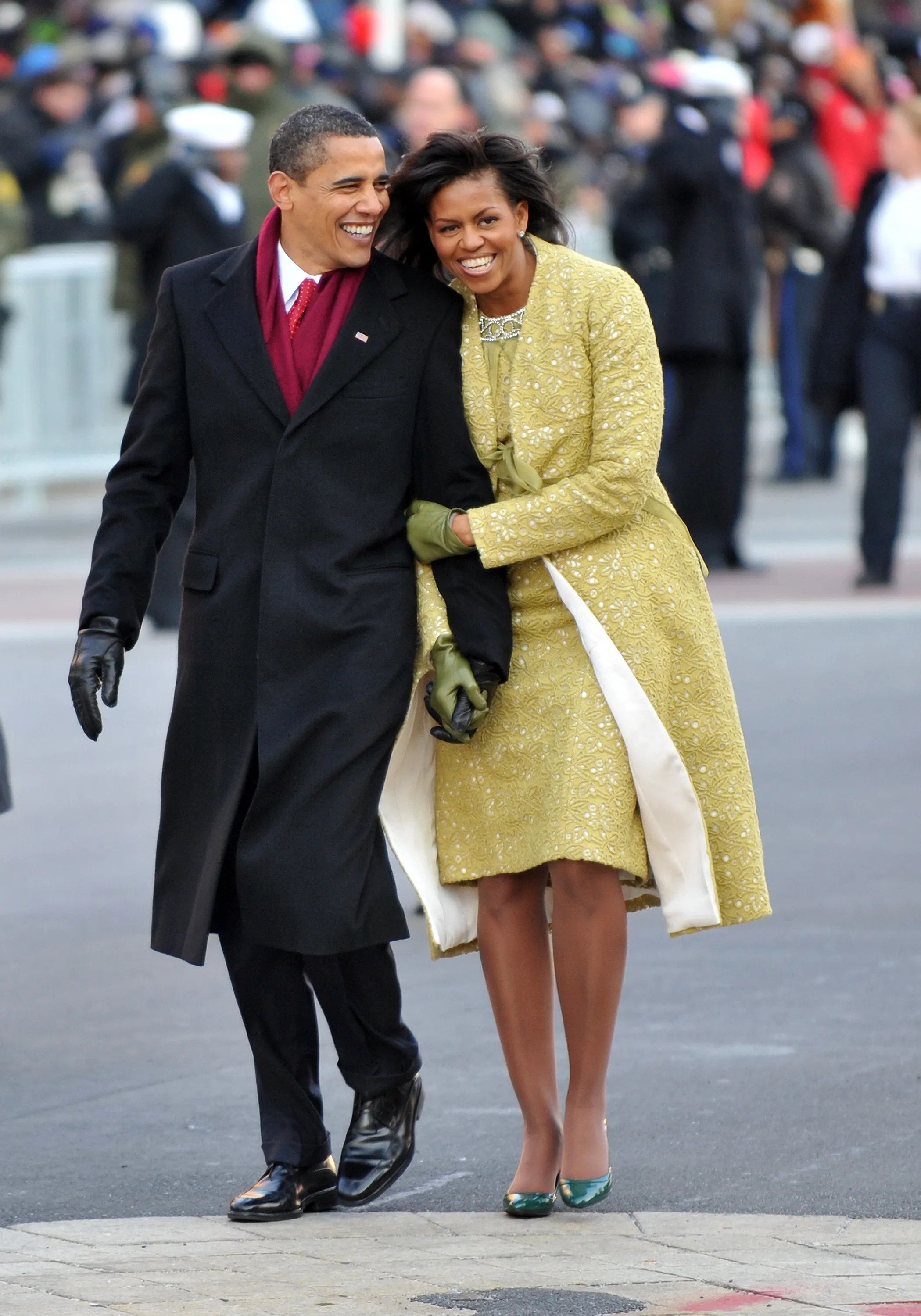 Barack and Michelle Obama, Celebrities, Michelle Obama's love for Barack, 2100x3000 HD Handy