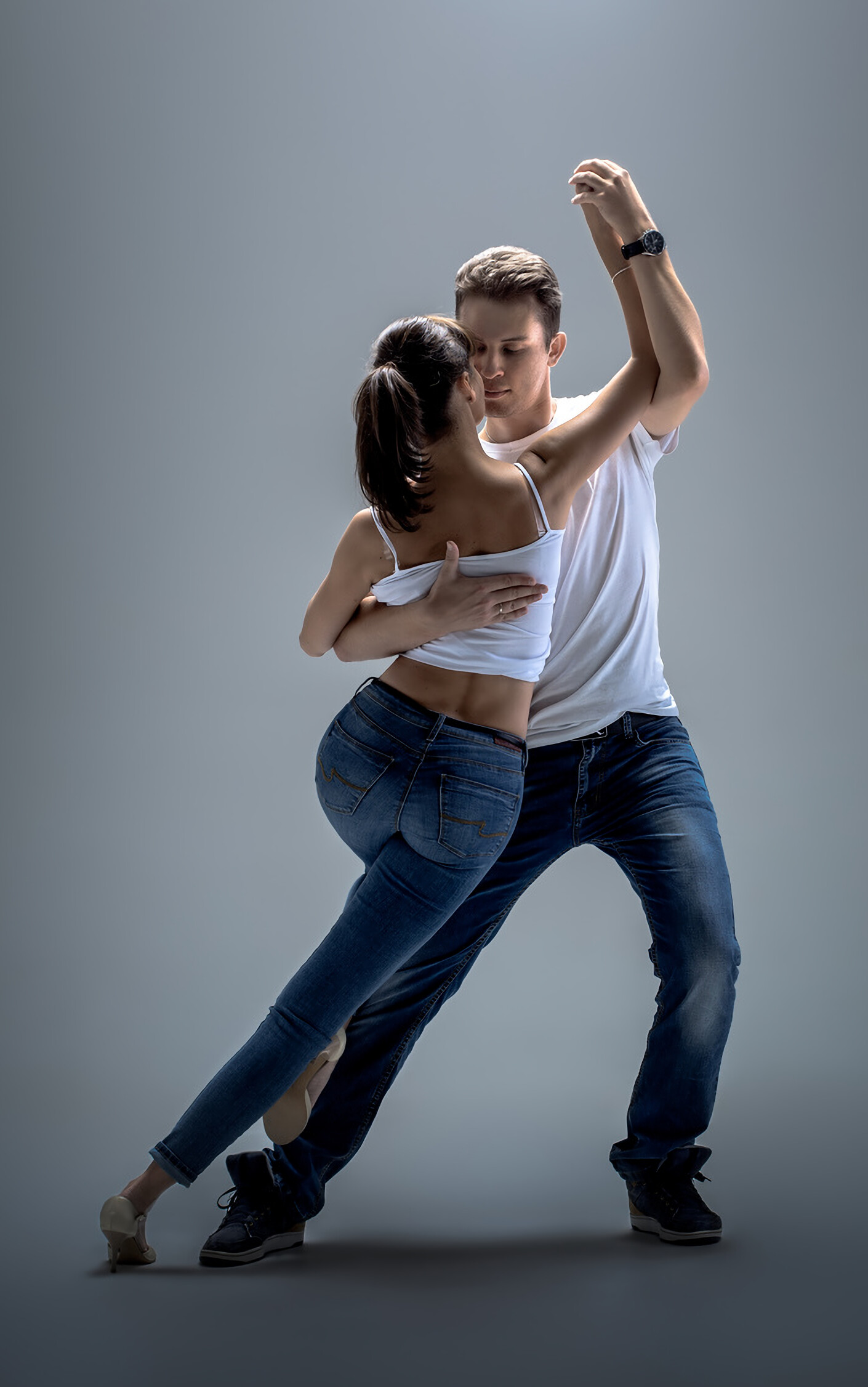 Kizomba: The dance, that came from the coastal South African nation of Angola. 1410x2260 HD Wallpaper.