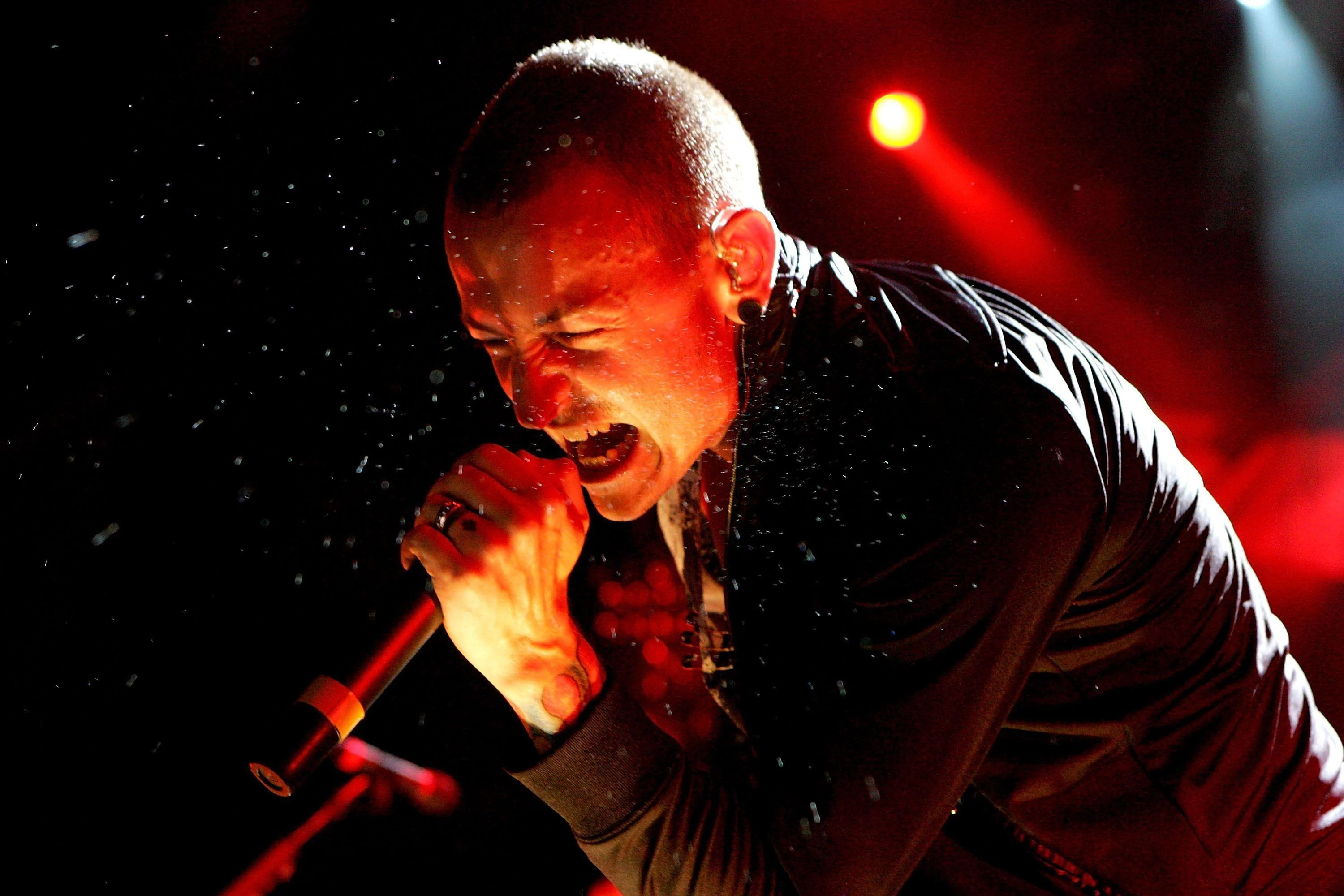 Chester Bennington (Celebs), Linkin Park vocalist, Music artist, Brad Delson, 3000x2000 HD Desktop