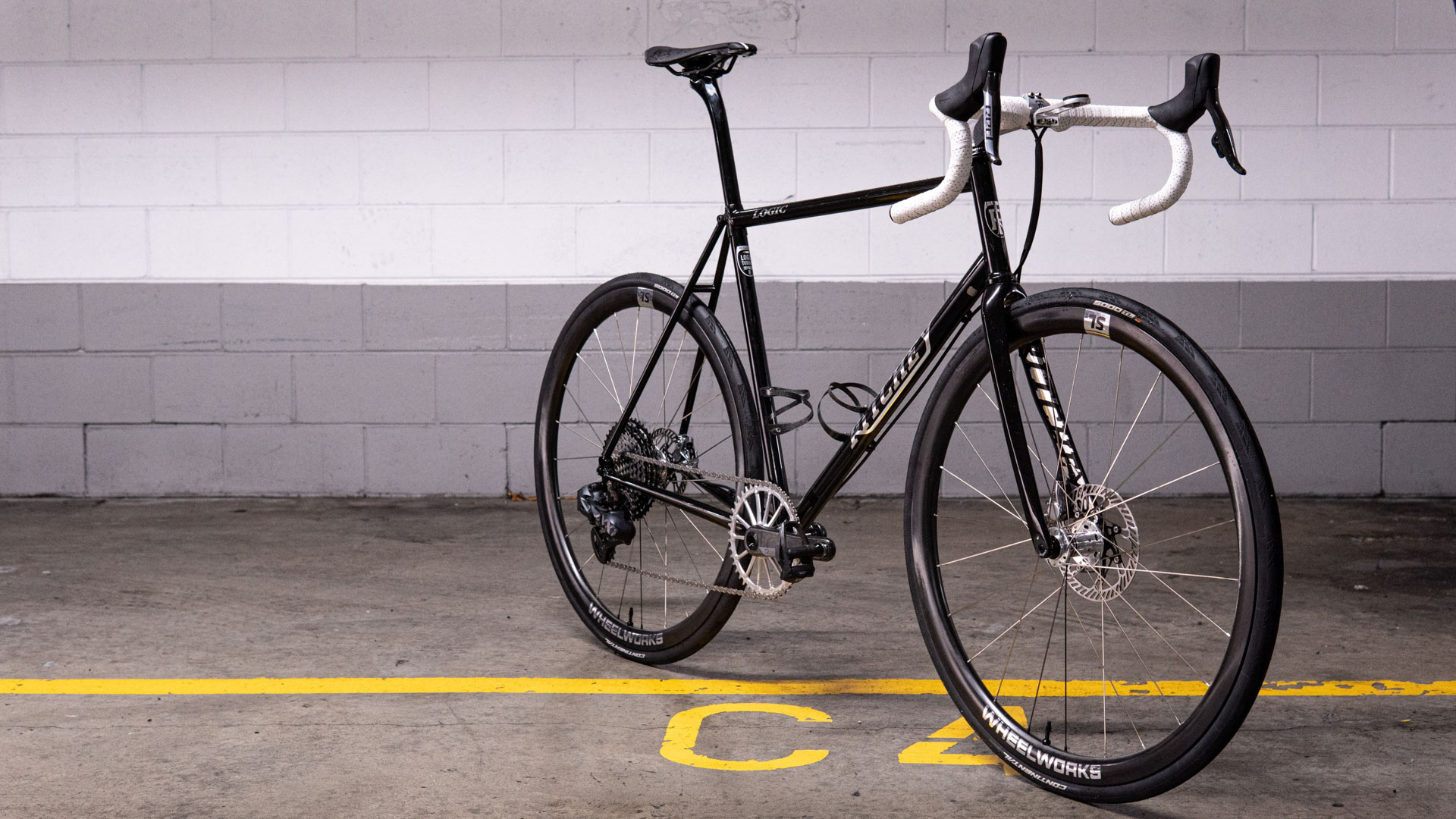 Ritchey Bicycle, Road Logic disc, Two-tone design, Cyclocross excellence, 1920x1080 Full HD Desktop