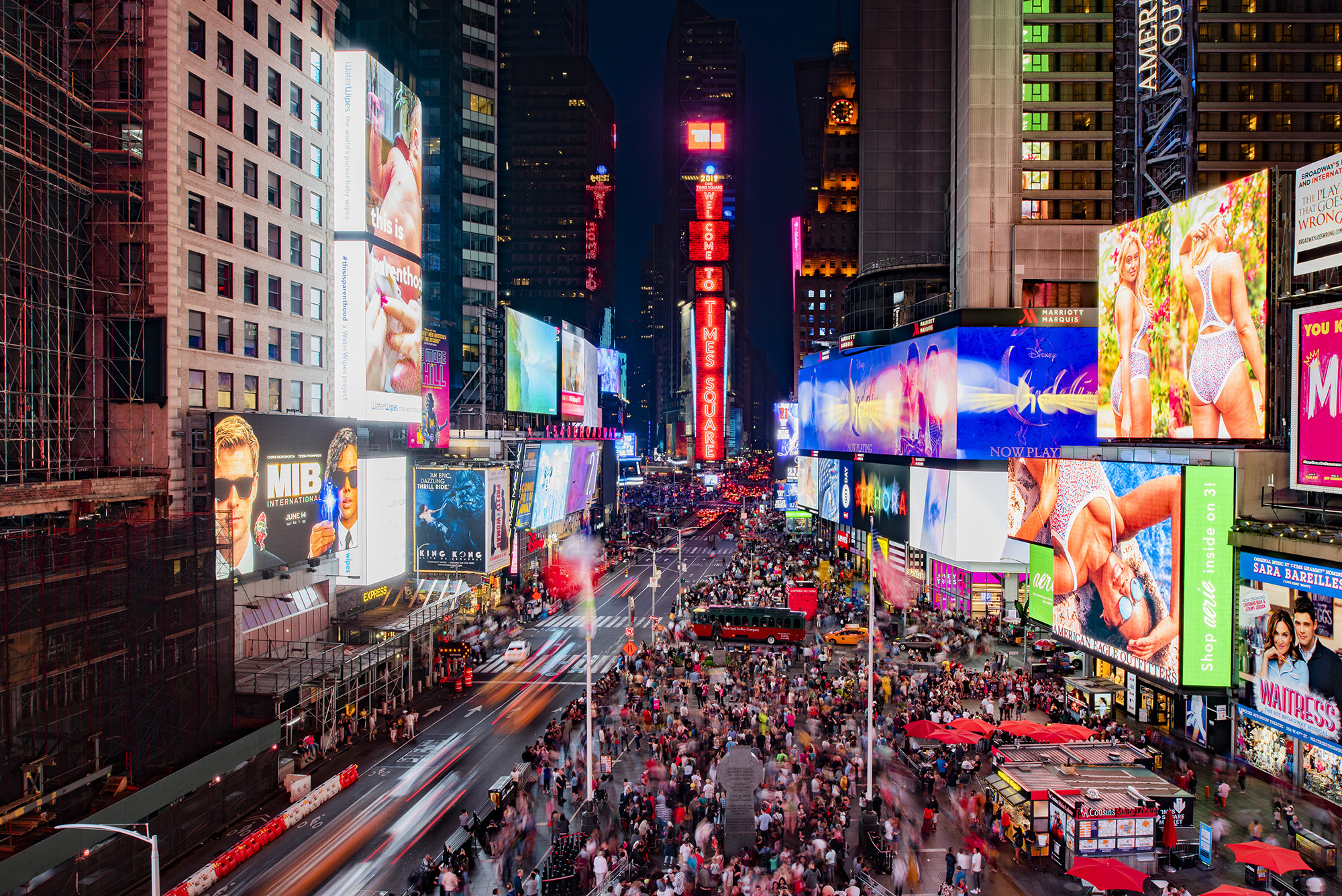 Times Square, LED displays, Heart of New York, Samsung innovation, 2000x1340 HD Desktop