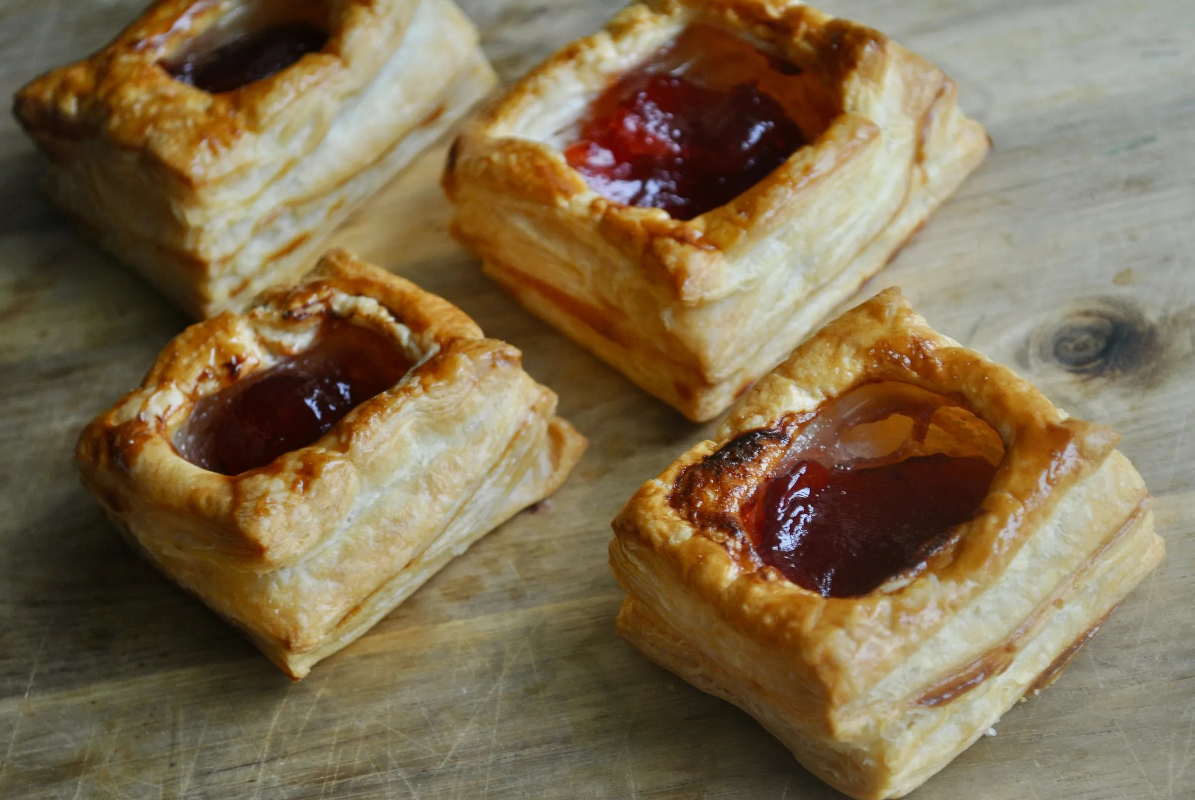Pastry: Puff jam bites, Can be raised with yeast, Cuisine. 2400x1610 HD Background.