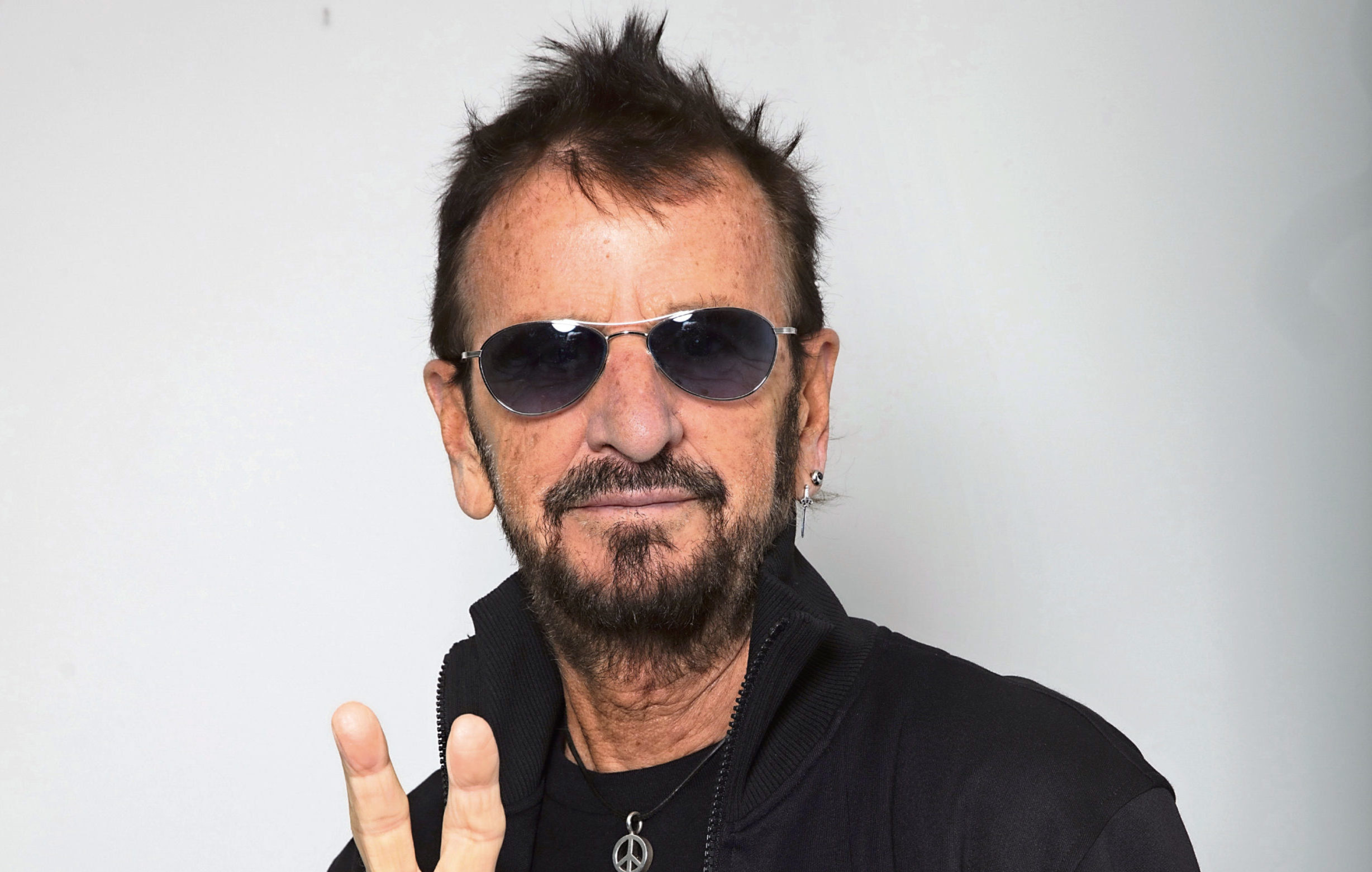 Ringo Starr, High-definition wallpaper, Captivating image, Striking visuals, 2460x1570 HD Desktop