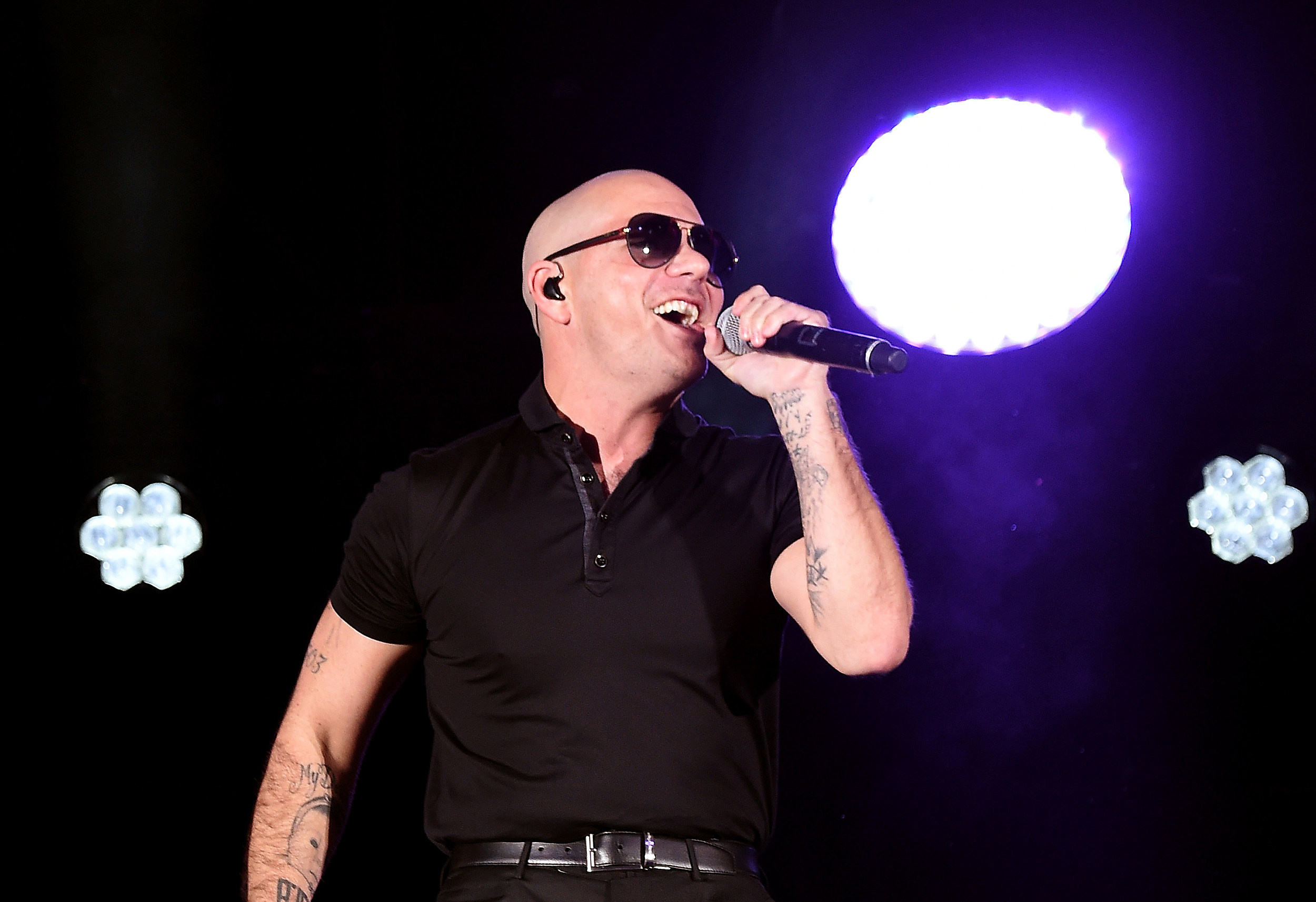 Pitbull's farewell, Final chance to see Pitbull, Memorable performance, Music industry, 2500x1720 HD Desktop