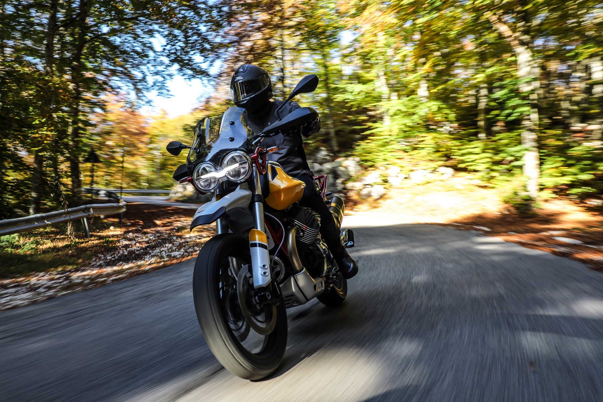 Moto Guzzi V85 TT, Guide for 2019 model, Motorcycle tourer, Total Motorcycle, 2020x1350 HD Desktop