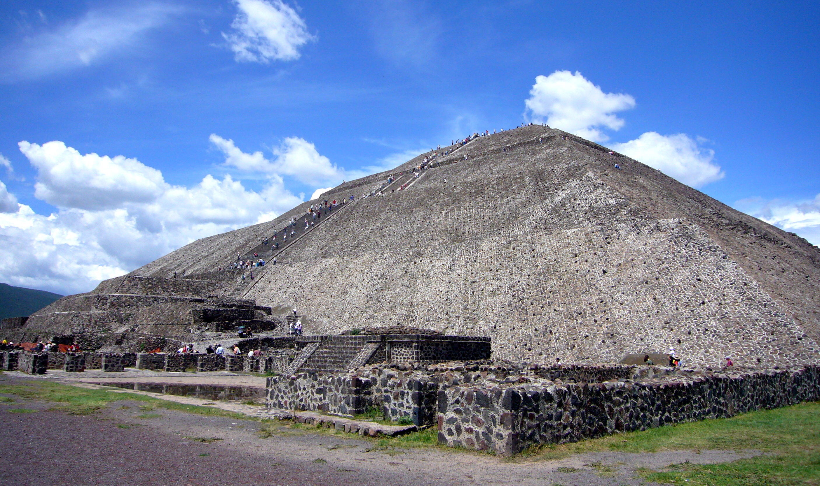 Teotihuacan, Travels, Pyramid of the Sun, Temple, 2810x1670 HD Desktop