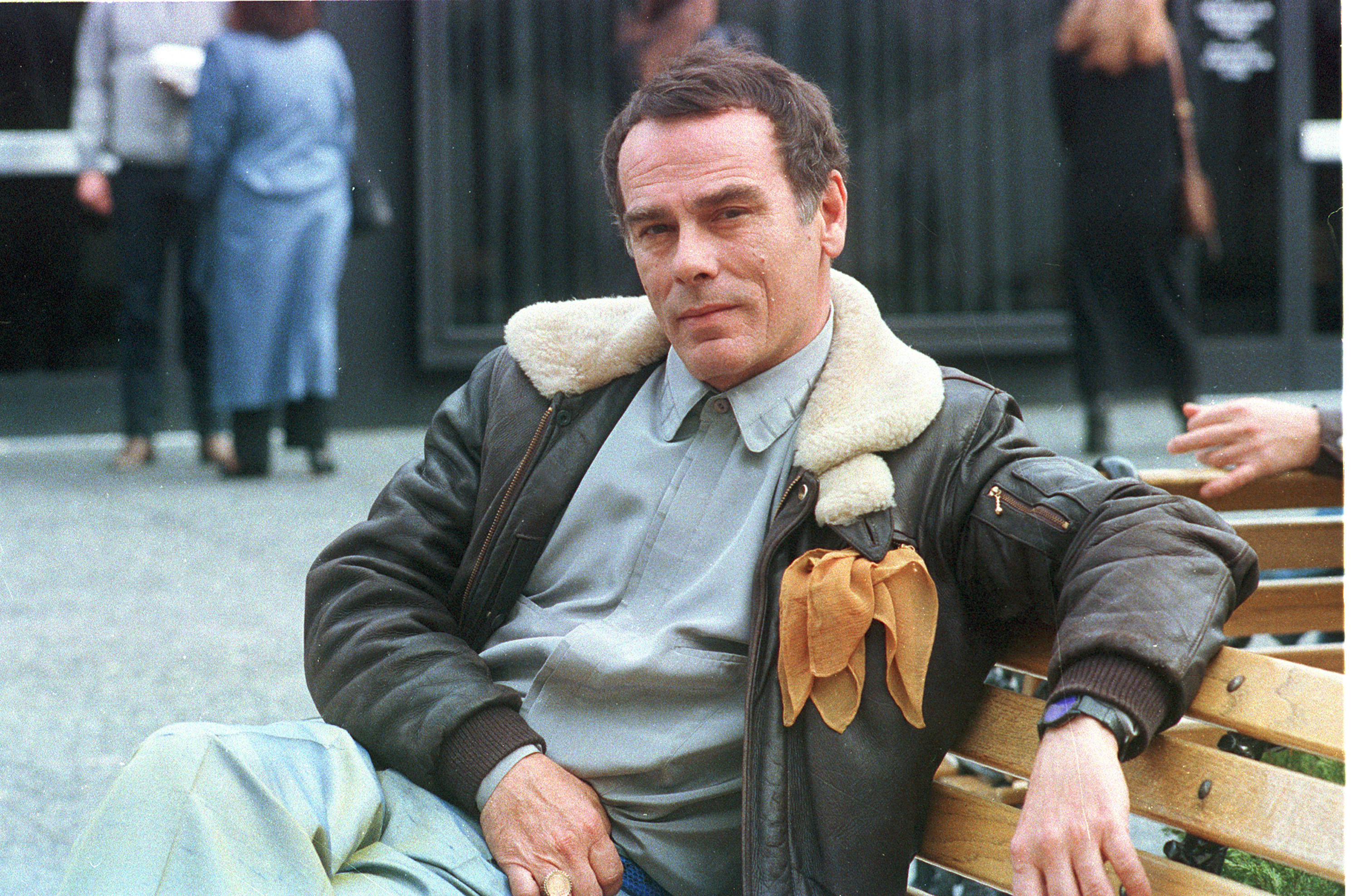 Dean Stockwell: Quantum Leap's star, Admiral Al Calavicci, A fictional character on the science fiction television series. 3000x1980 HD Wallpaper.