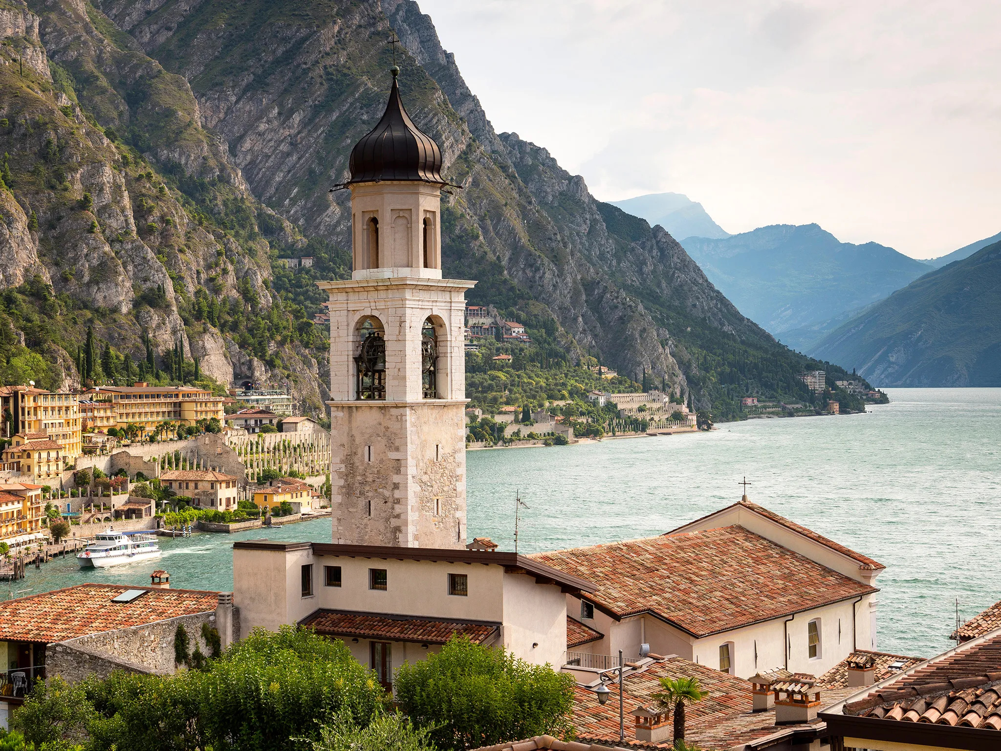 Italy's best lakes, Cond Nast Traveler, Lake Garda, Travel recommendations, 2050x1540 HD Desktop
