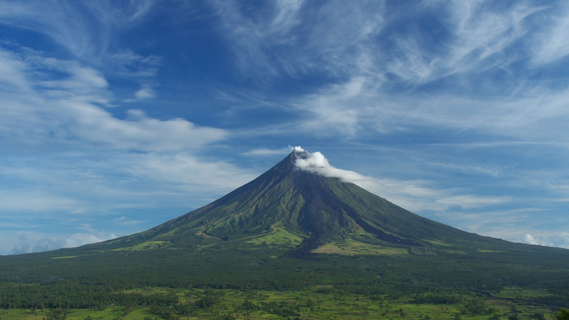 Mayon Volcano, Majestic beauty, Scenic backdrop, Picturesque location, 1920x1080 Full HD Desktop