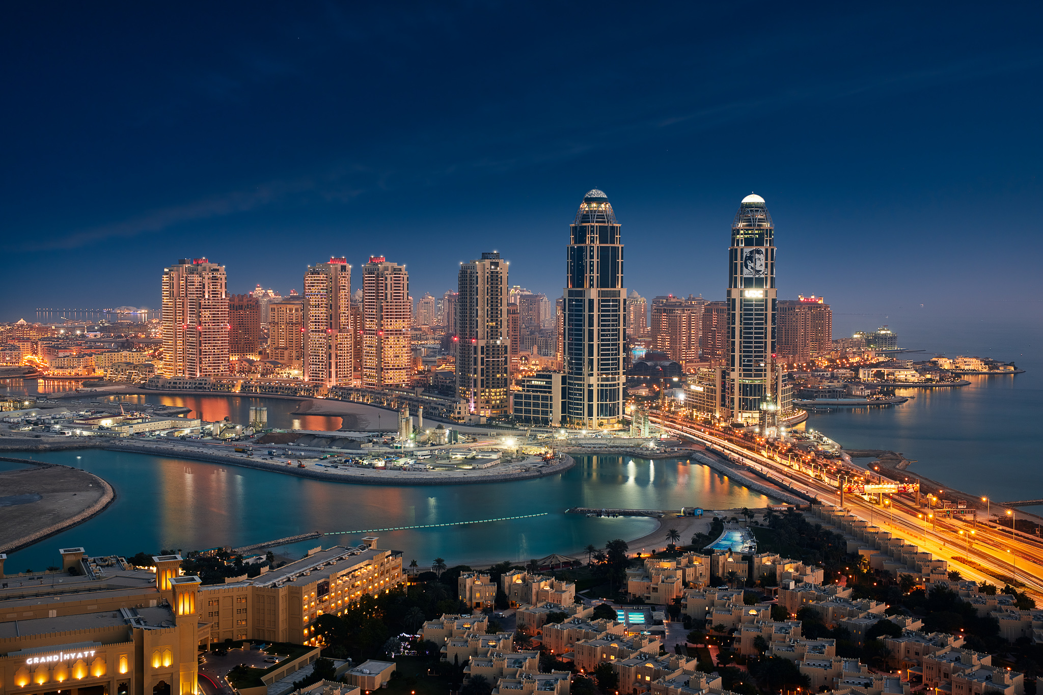 Experience Qatar, Winter travel, Insider tips, Prestigious travel destination, 2050x1370 HD Desktop