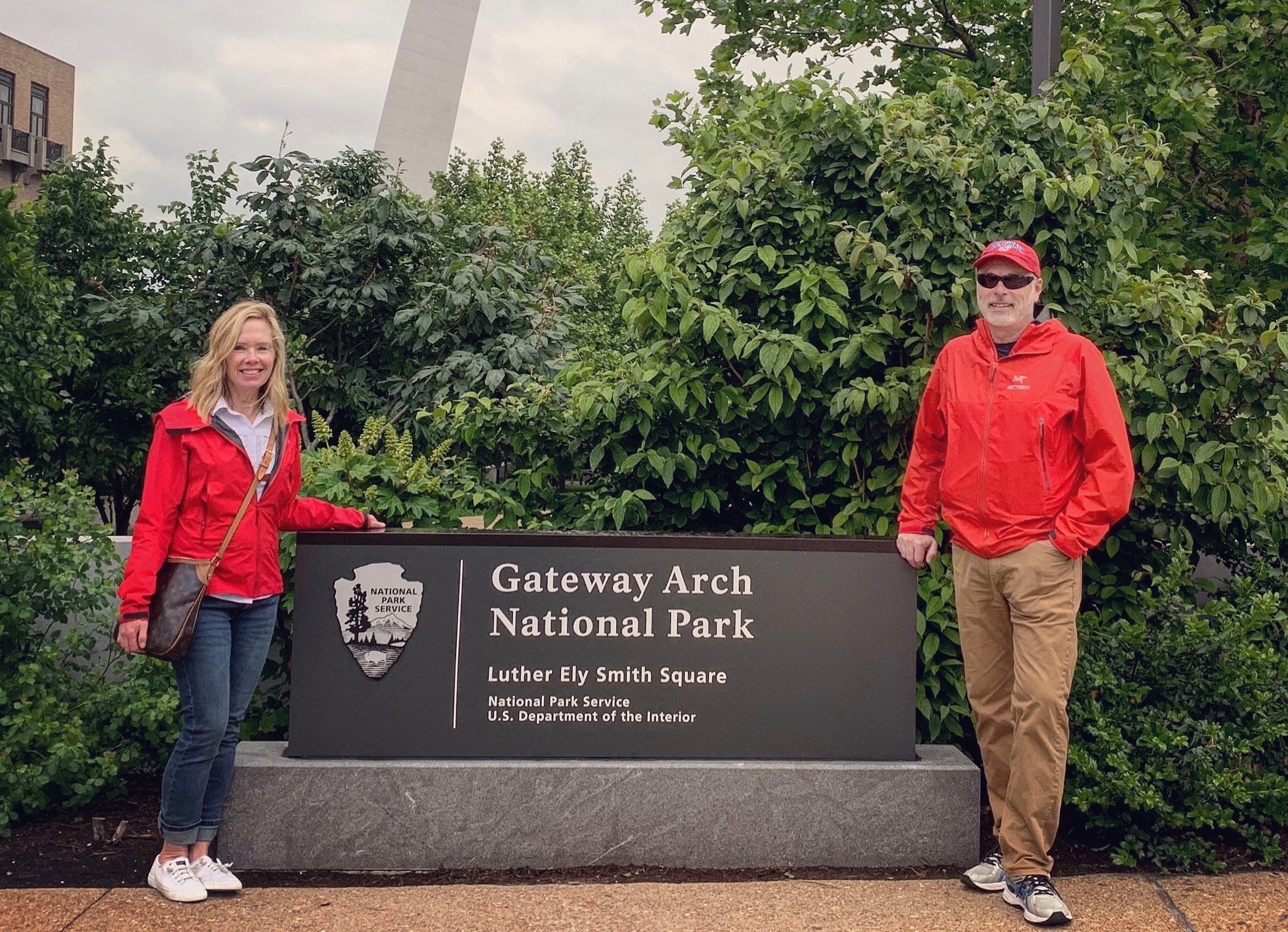Gateway Arch National Park, Nature escape, Outdoor adventure, Matt and Karen, 2240x1620 HD Desktop