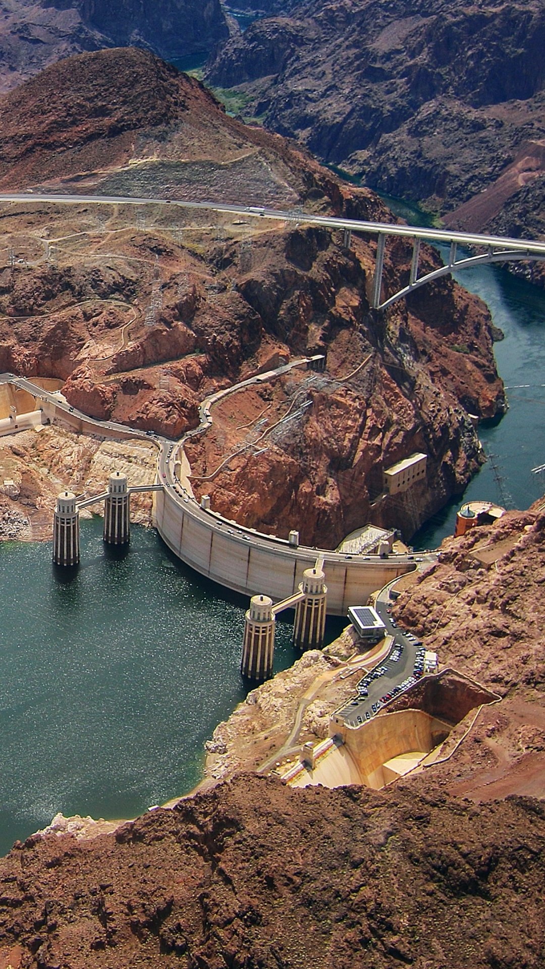 Von Menschenhand geschaffener Staudamm am Hoover-Damm, 1080x1920 Full HD Handy
