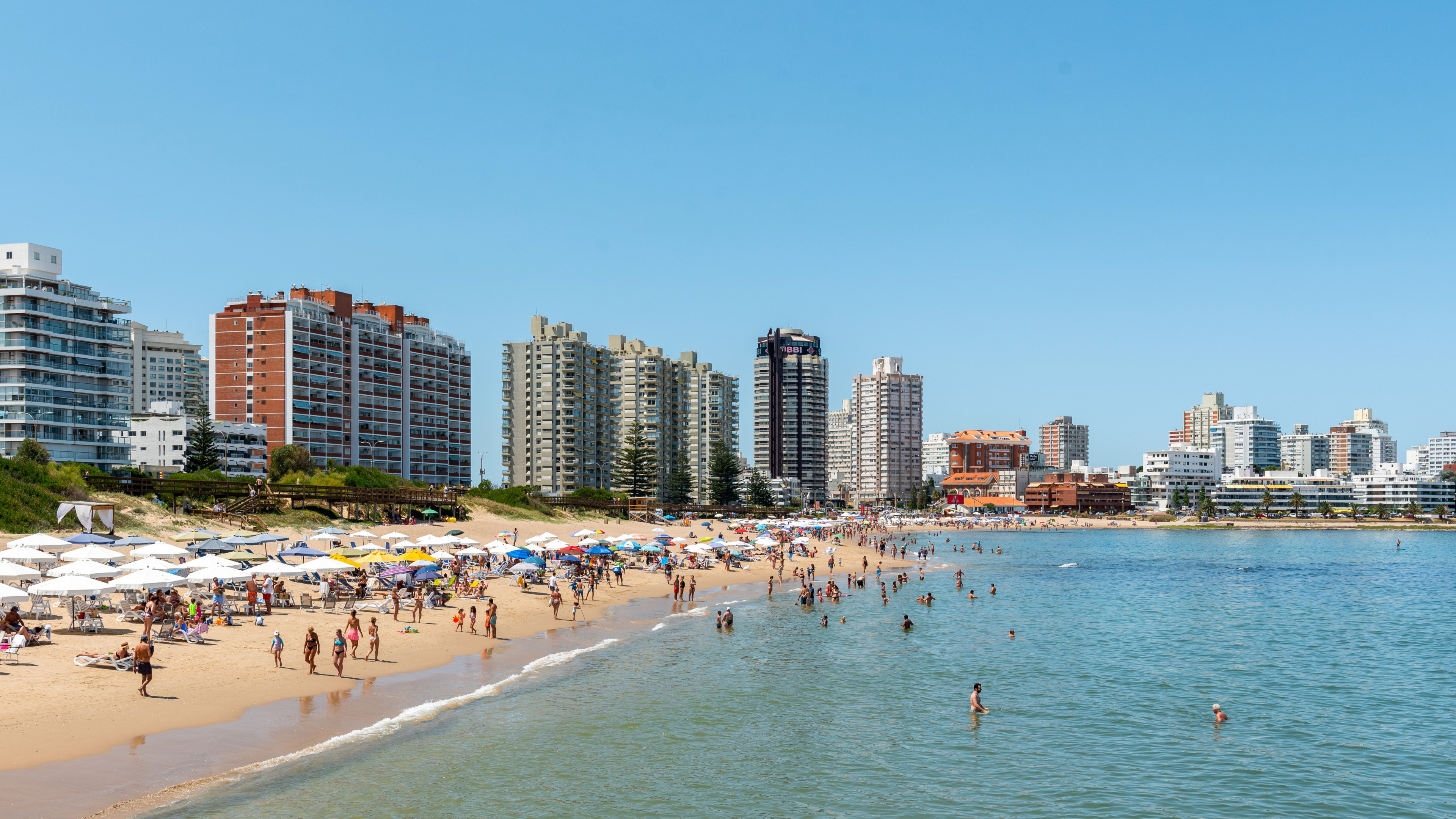Punta del Este beaches, Tranquil shores, Serene paradise, Relaxation in Uruguay, 3840x2160 4K Desktop