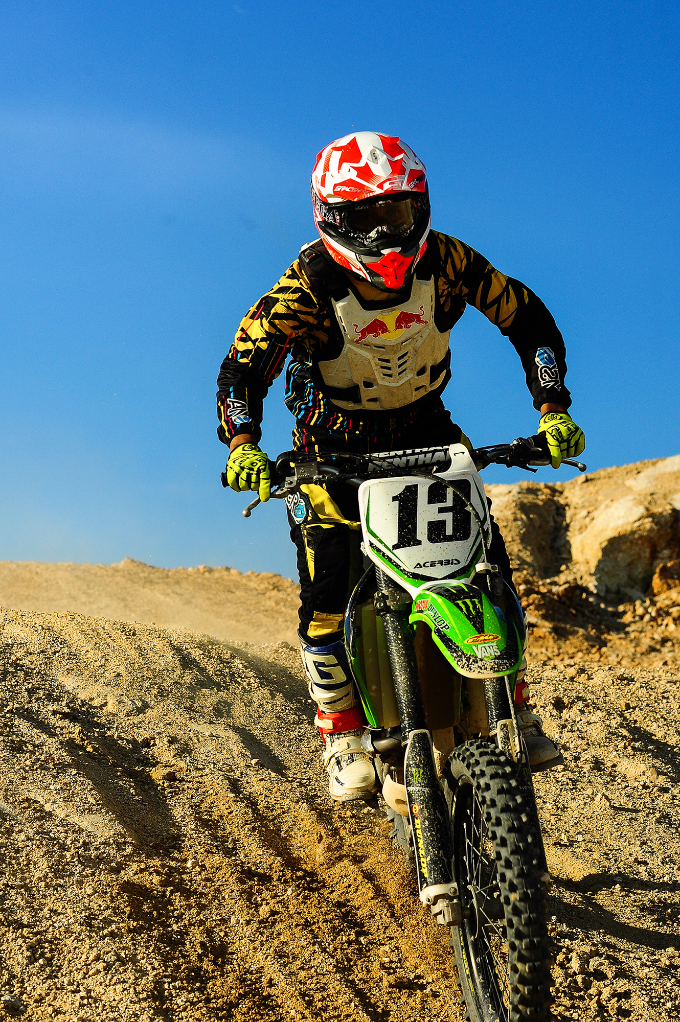 Motocross: Riding The Desert, Goggles Protect Riders' Eyes From Sand, Auto, Moto. 1330x2000 HD Wallpaper.