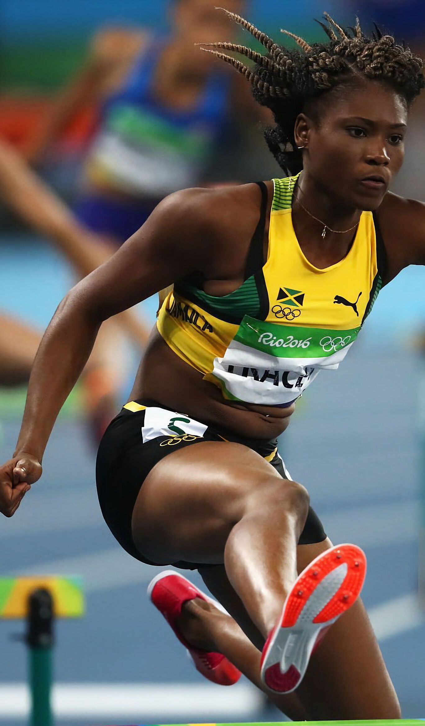 Ristananna Tracey, Track sensation, Olympic dreams, Unmatched agility, 1370x2340 HD Phone