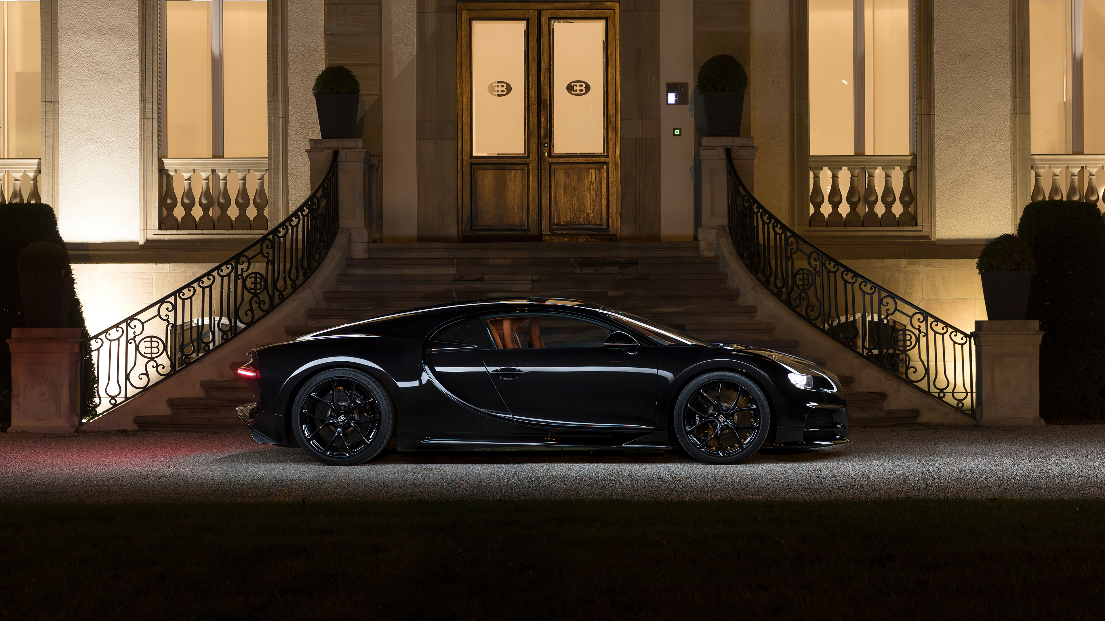 Bugatti Chiron, 2020 model, 3840x2160 HD Desktop