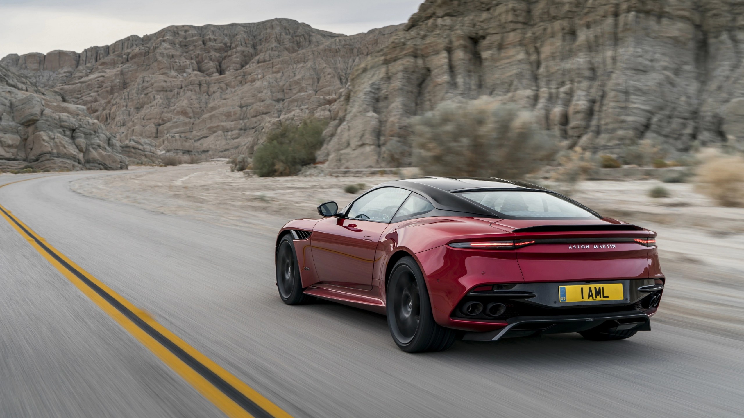 Aston Martin DBS, Superleggera aesthetics, Elegant design, Powerful performance, 2560x1440 HD Desktop