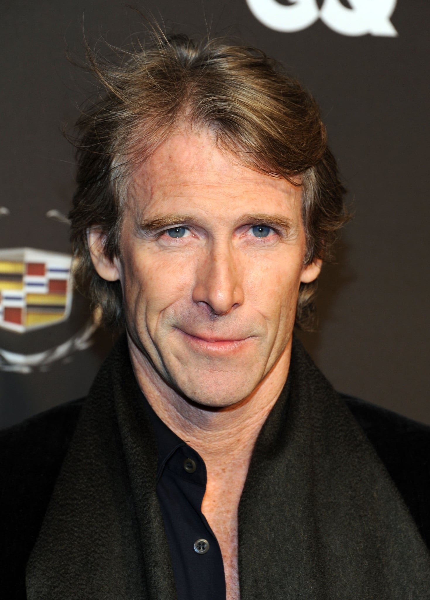 Director's biography, Personal history, Michael Bay heights, Superstar's life, 1470x2050 HD Phone
