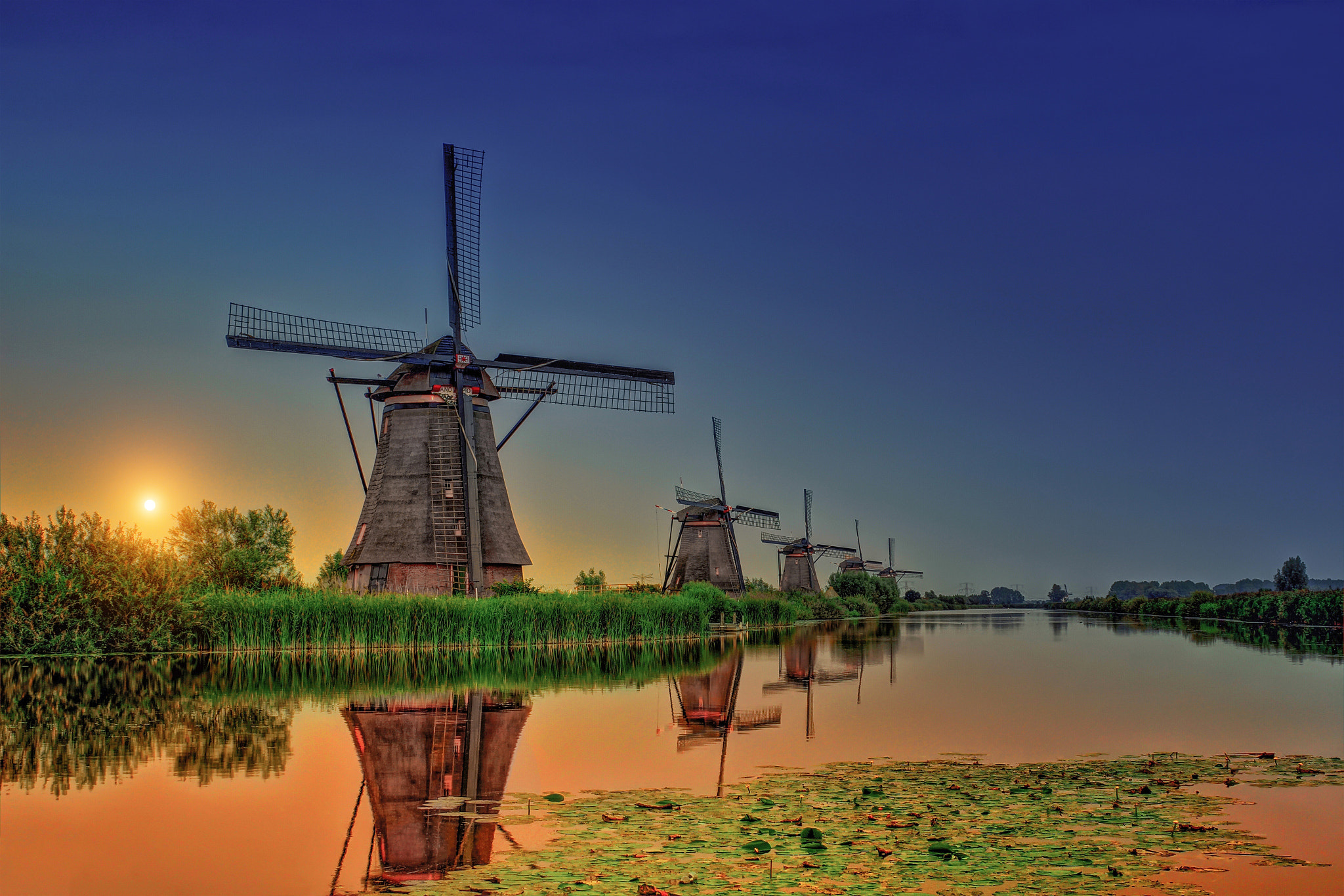 Windmills at Kinderdijk, Kinderdijk Netherlands, Sunset photo, Fonwall, 2050x1370 HD Desktop