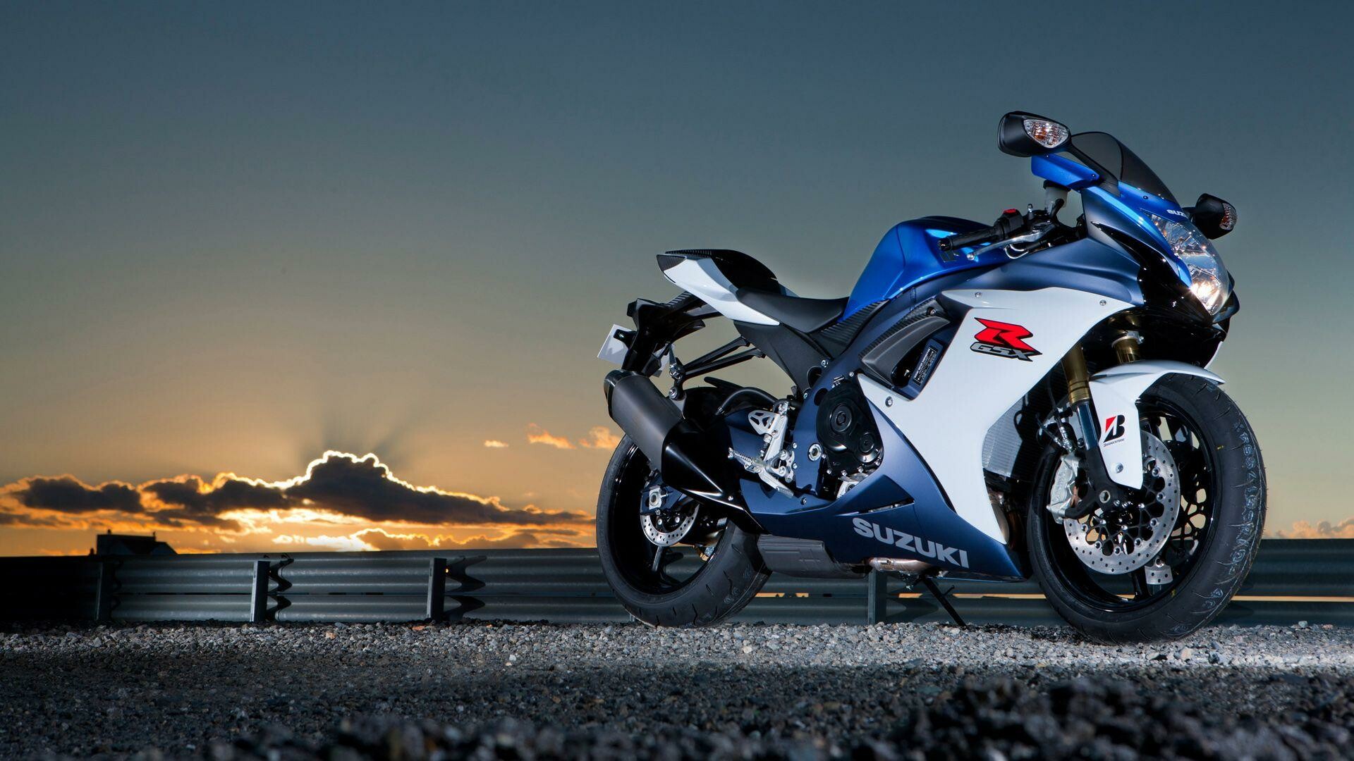 Suzuki motorcycle desktop wallpapers, Powerful bikes, Thrilling rides, Speed and agility, 1920x1080 Full HD Desktop