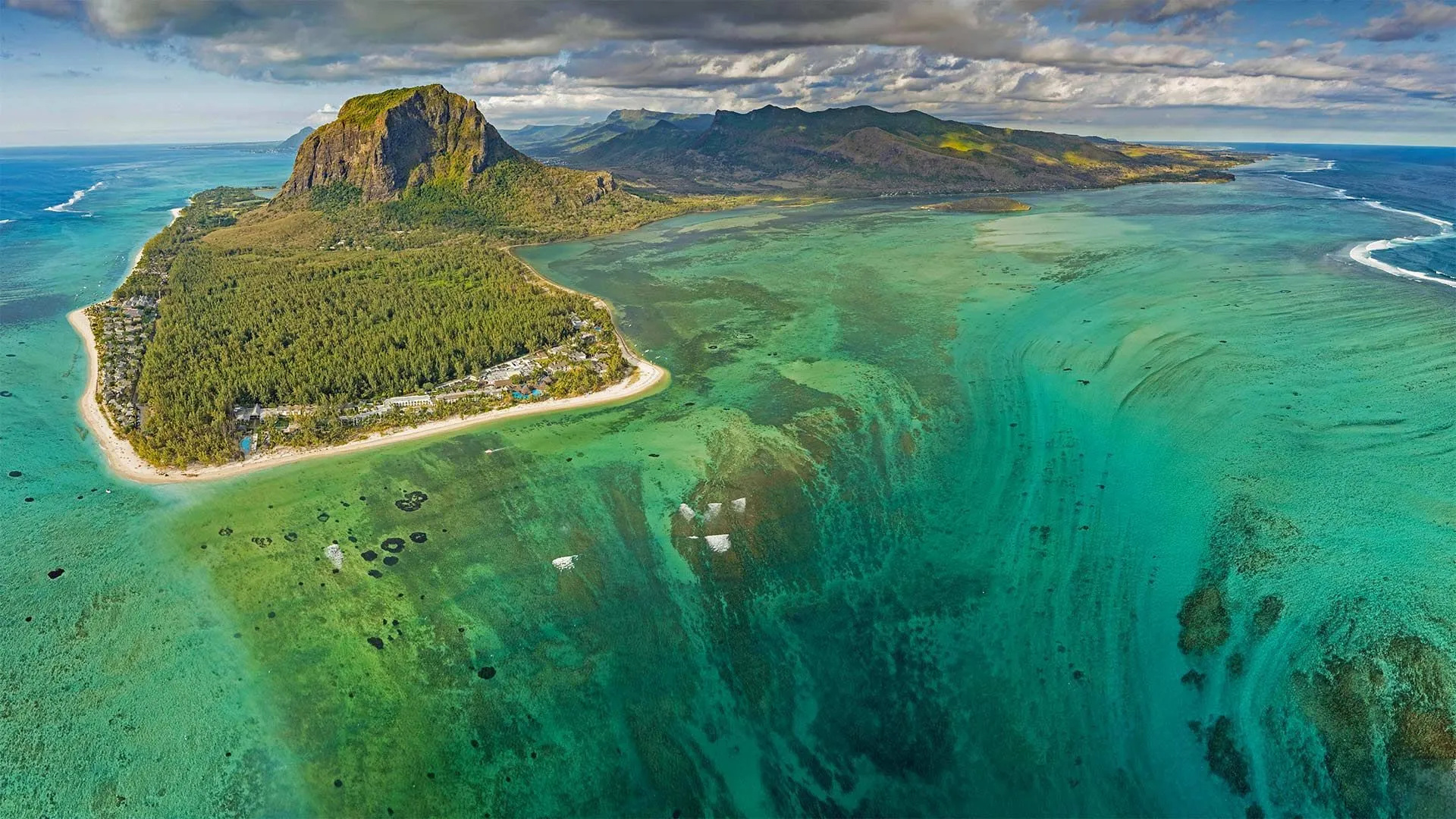 Mauritius Island, Tropical paradise, Sandy beaches, Crystal clear waters, 1920x1080 Full HD Desktop