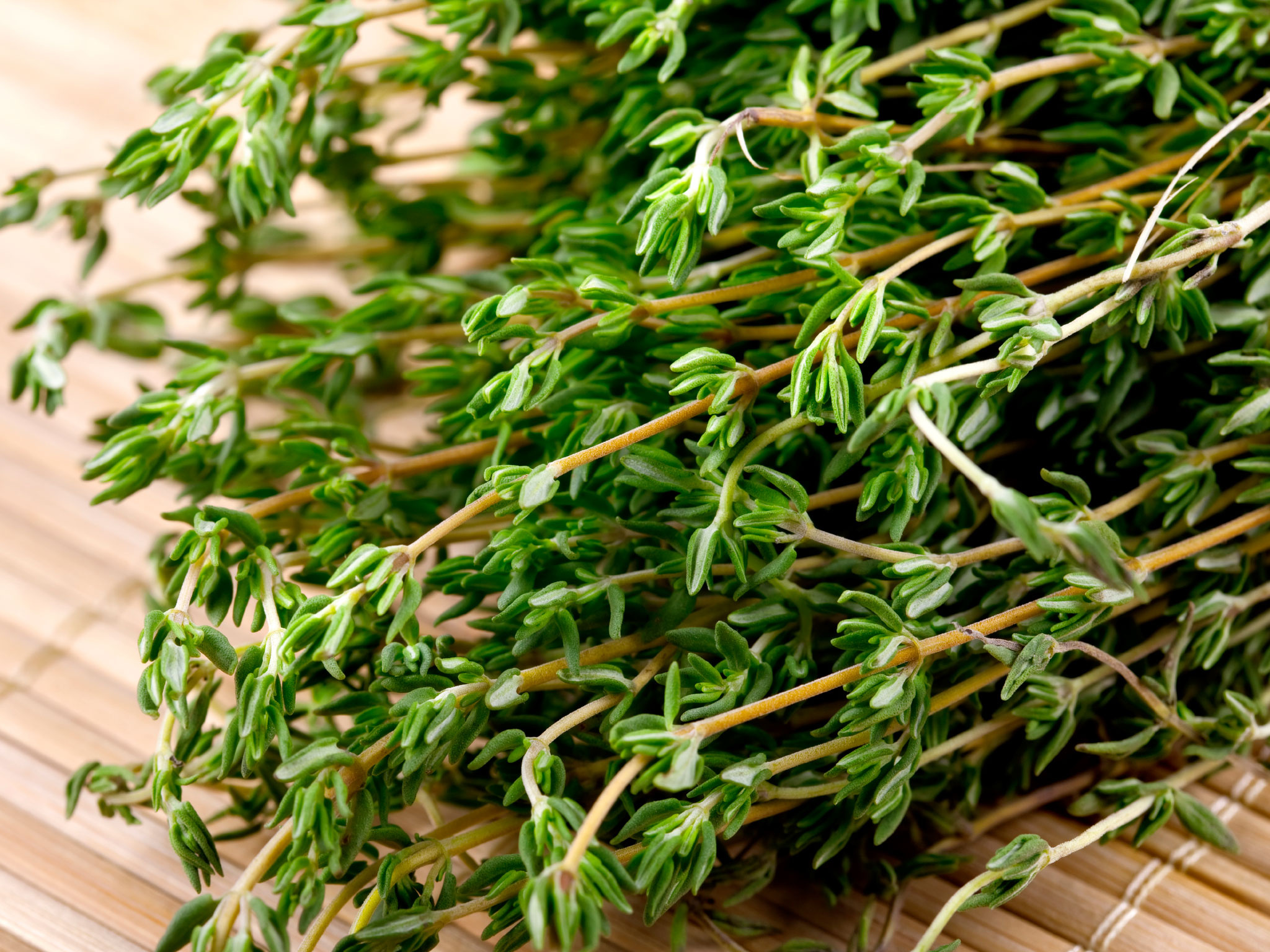 Fresh thyme herb, Aromatic spice, Essential seasoning, Pakistani cuisine, 2050x1540 HD Desktop