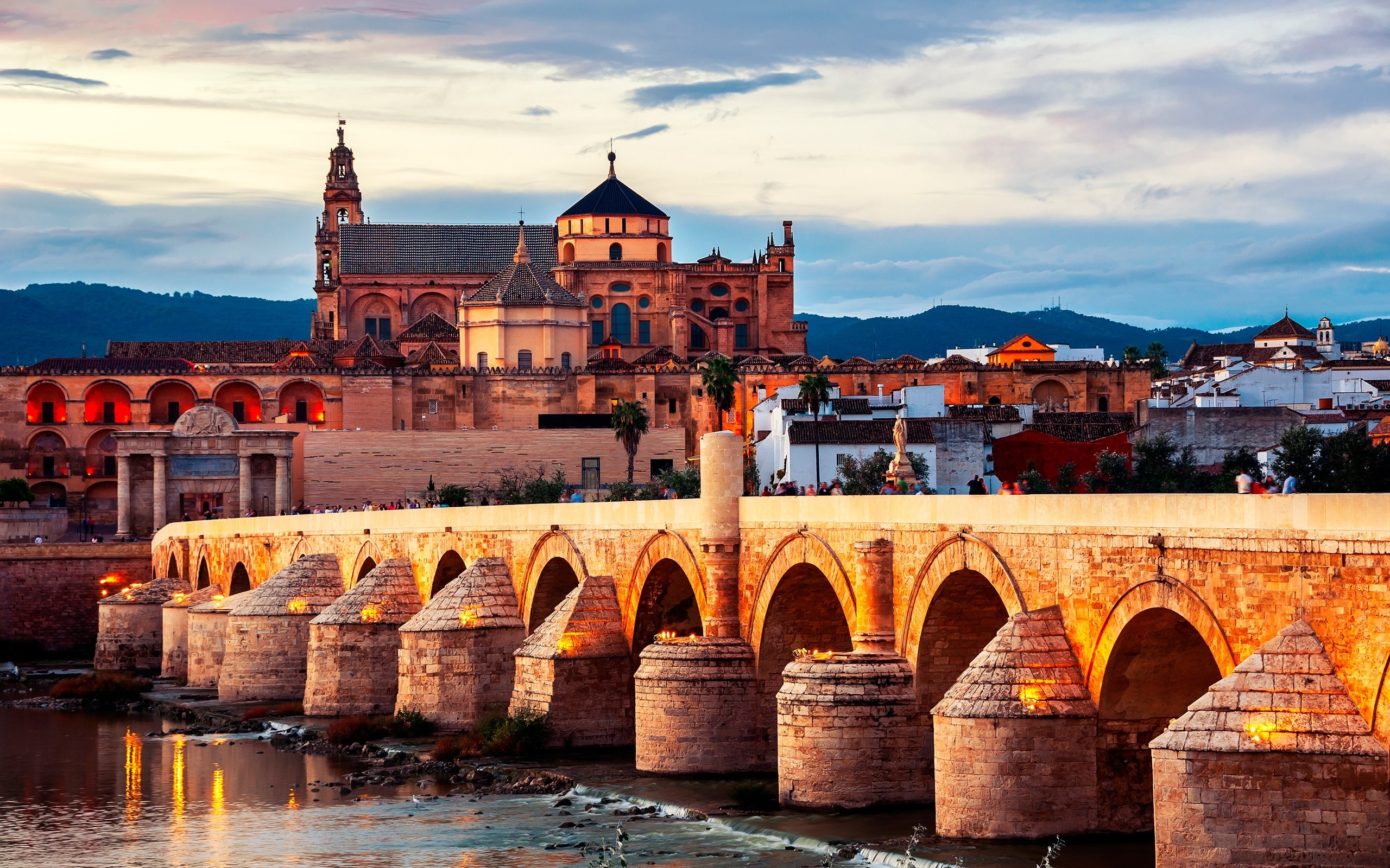 Great Mosque of Cordoba, Roman bridge, Guadalquivir river, Cordoba sunset, 2560x1600 HD Desktop
