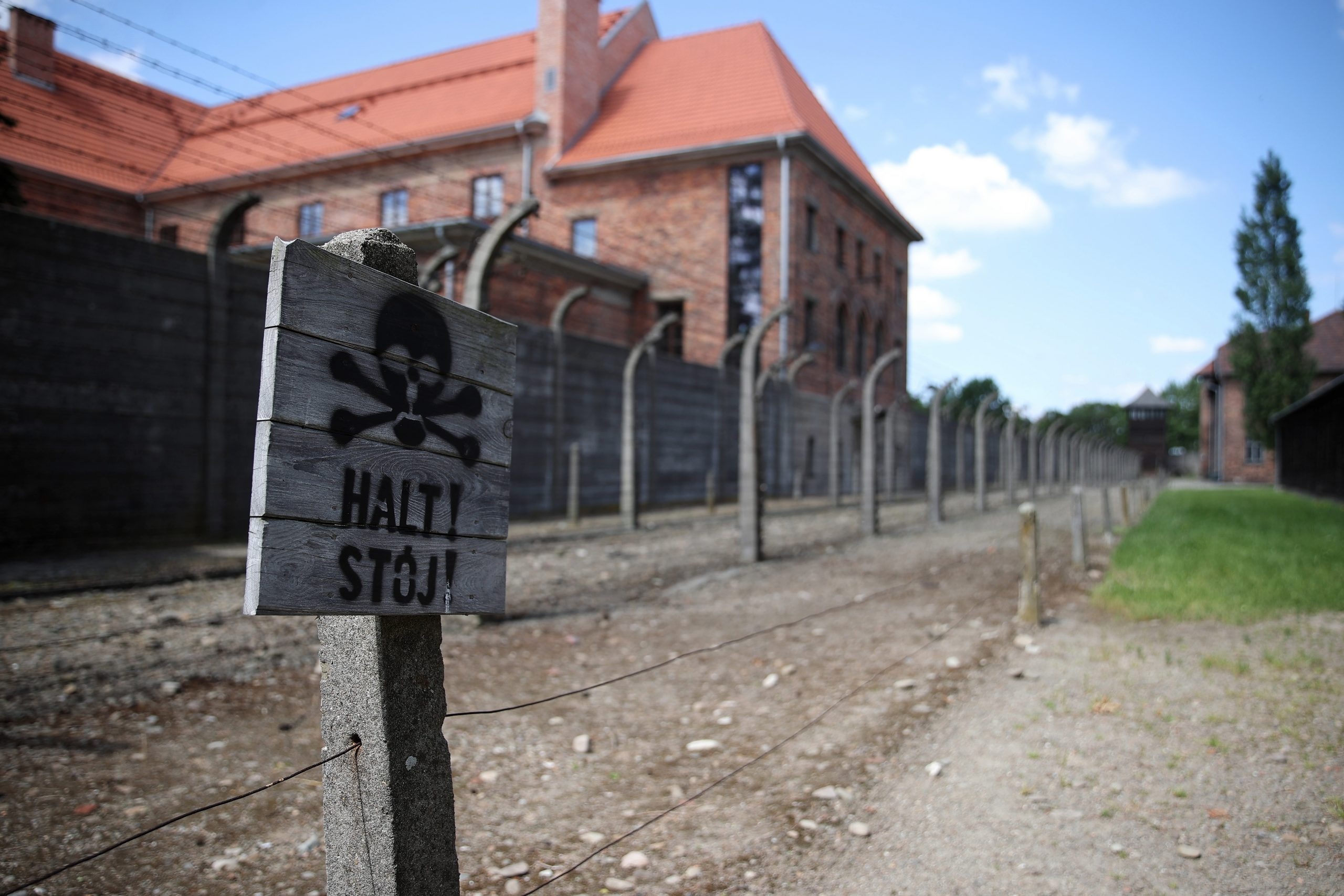Auschwitz claims dismissed, Holocaust book, 2560x1710 HD Desktop