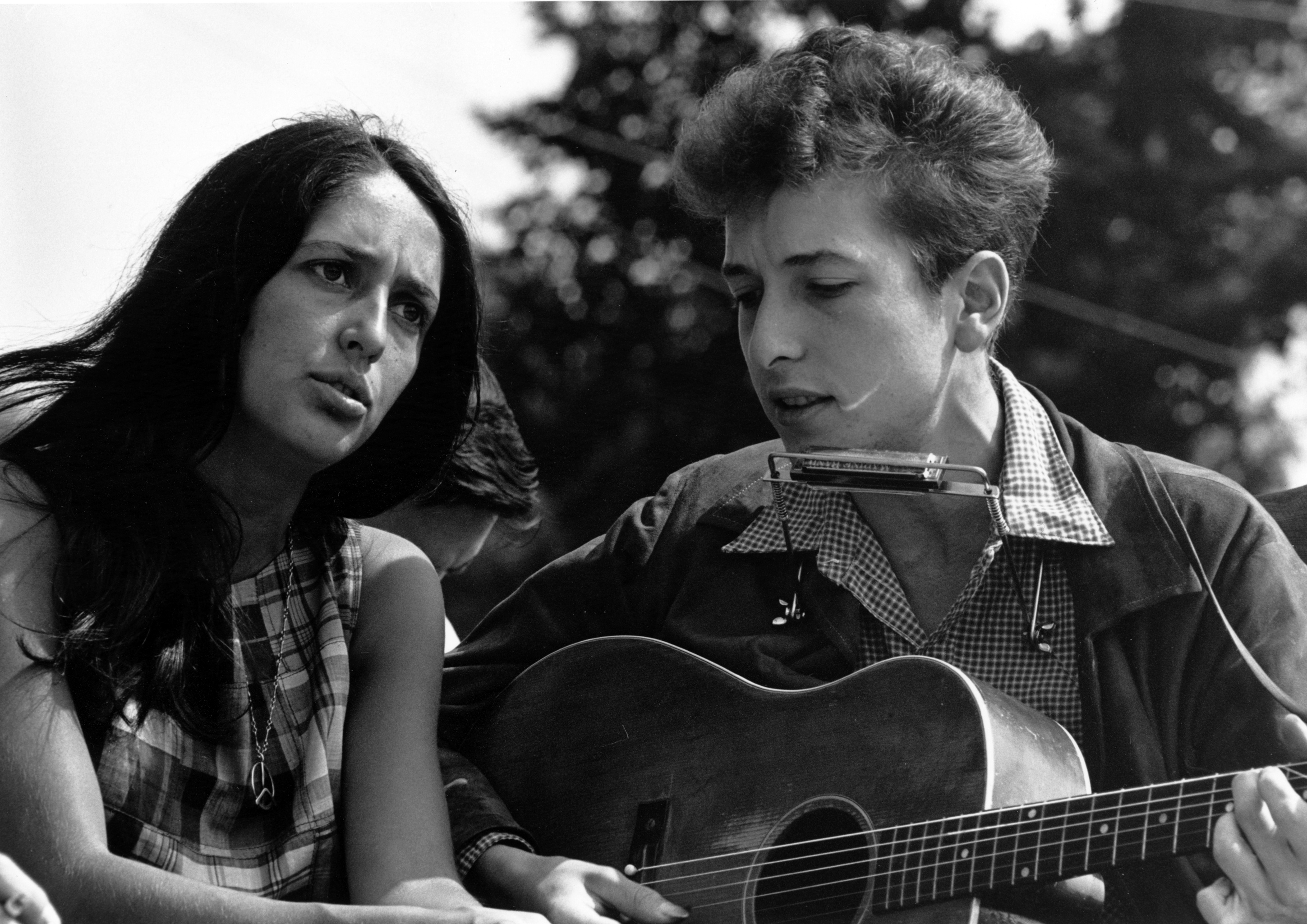 Bob Dylan: Regarded as one of the greatest songwriters of all time, Joan Baez. 2900x2050 HD Wallpaper.