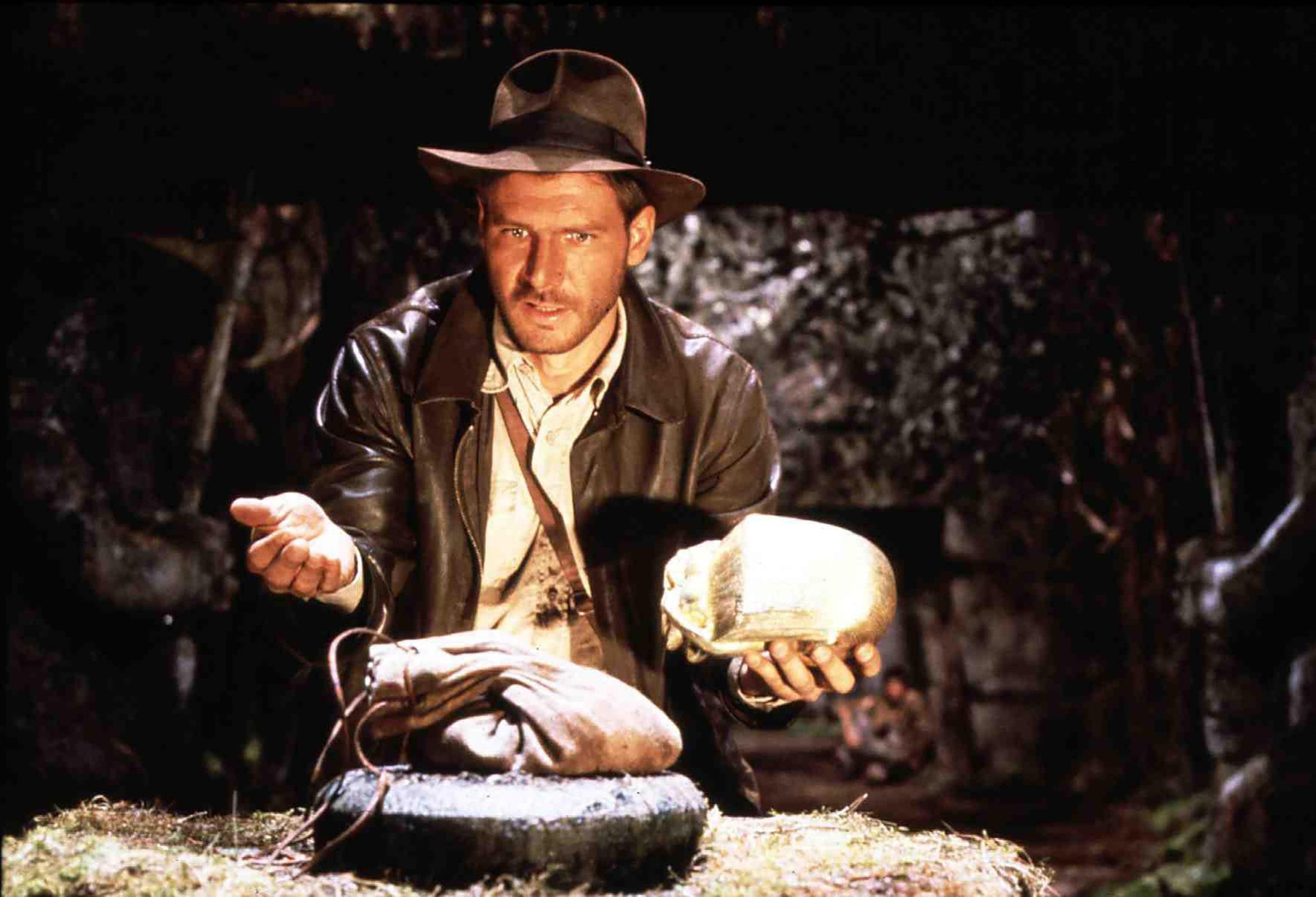 Harrison Ford (Indiana Jones): Adventurous archaeologist, found numerous famous mythological artifacts, including the Sankara Stones. 2370x1610 HD Wallpaper.