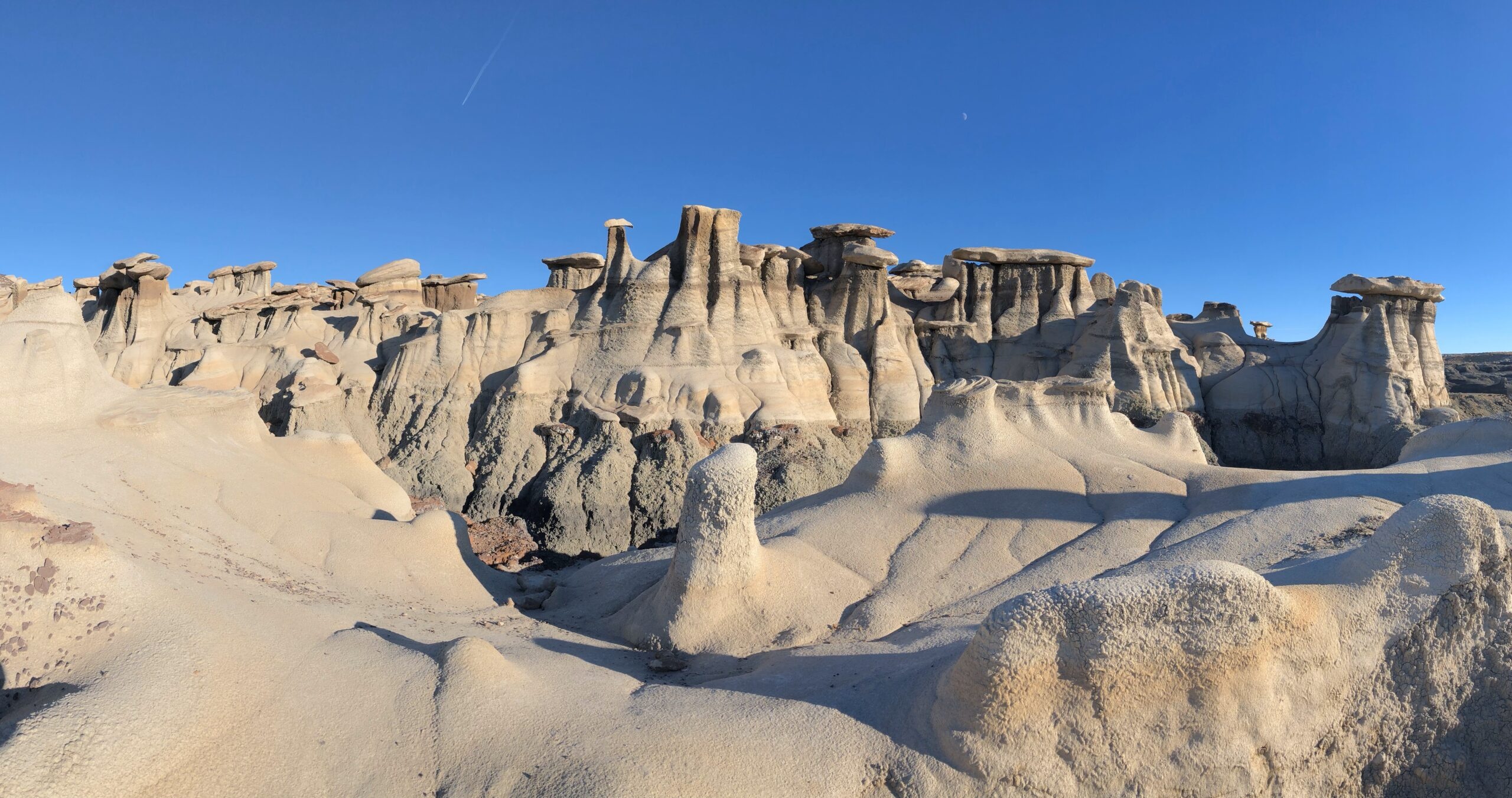 Bisti Badlands, Earthly scapes, Times Independent, Unearthly, 2560x1360 HD Desktop
