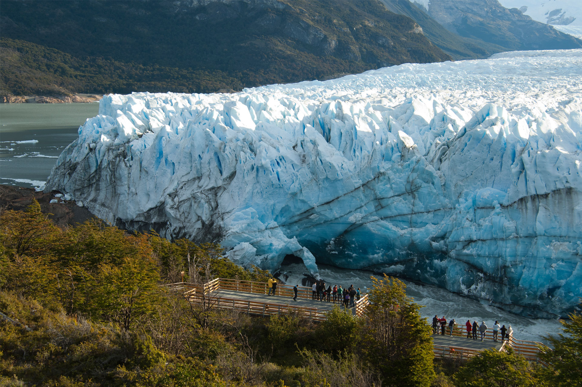 Glacier experience, Breathtaking ice formations, Los Glaciares National Park, Patagonia tour, 1920x1280 HD Desktop