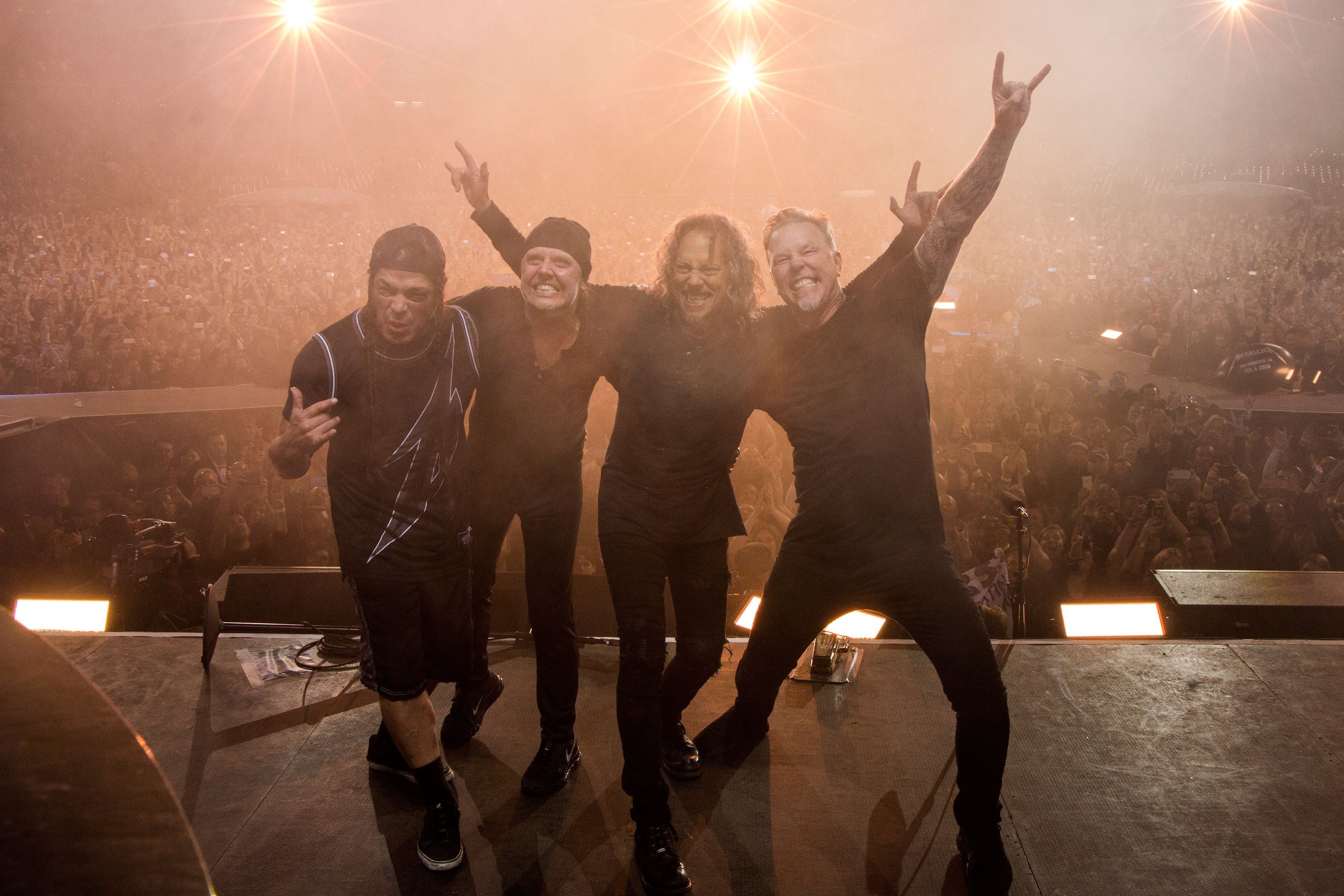 Metallica's charity album, Paris attacks tribute, Metallica's support, Solidarity through music, 3000x2000 HD Desktop