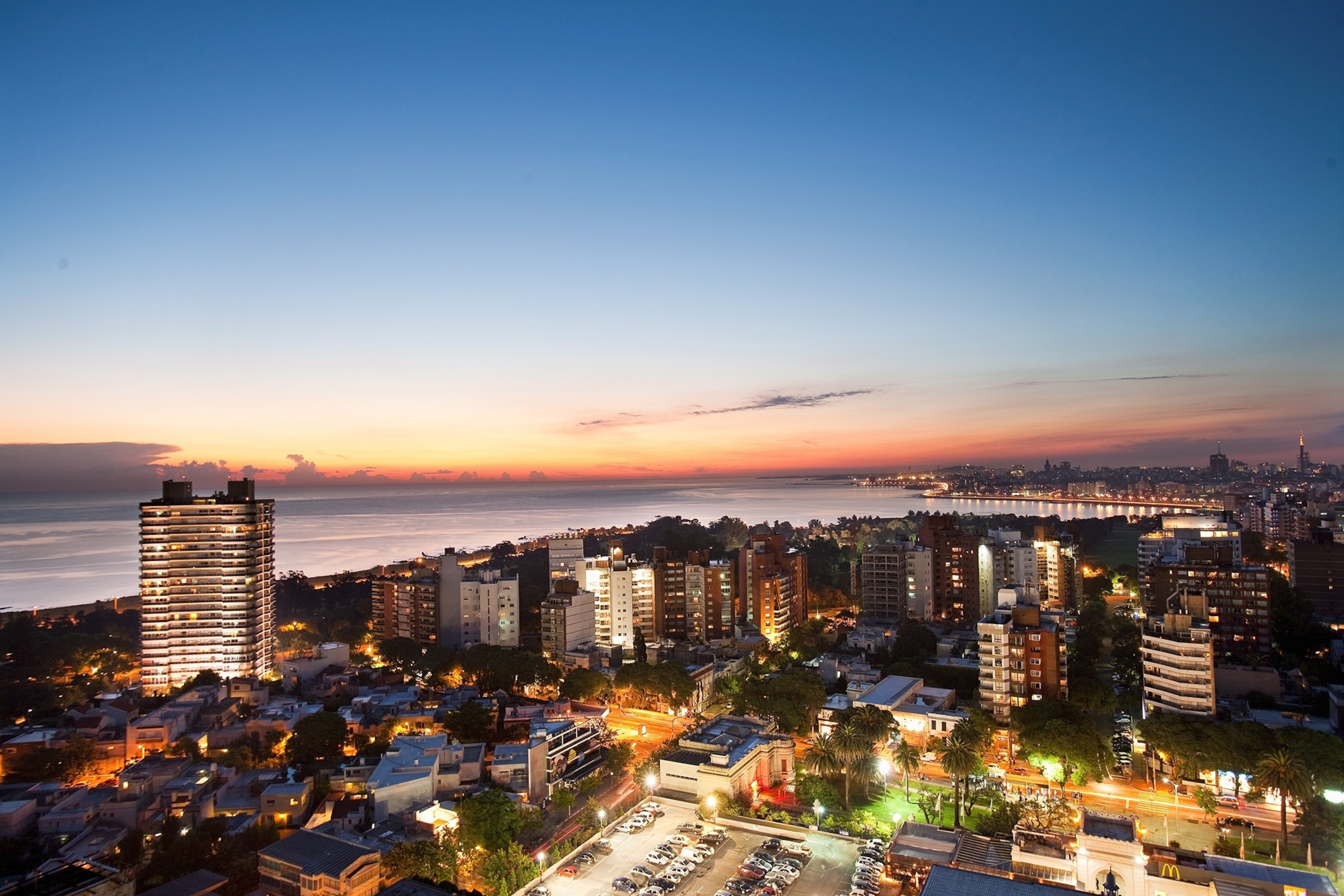 Montevideo (Uruguay), Travels, Local's guide, Uruguay exploration, 3080x2050 HD Desktop