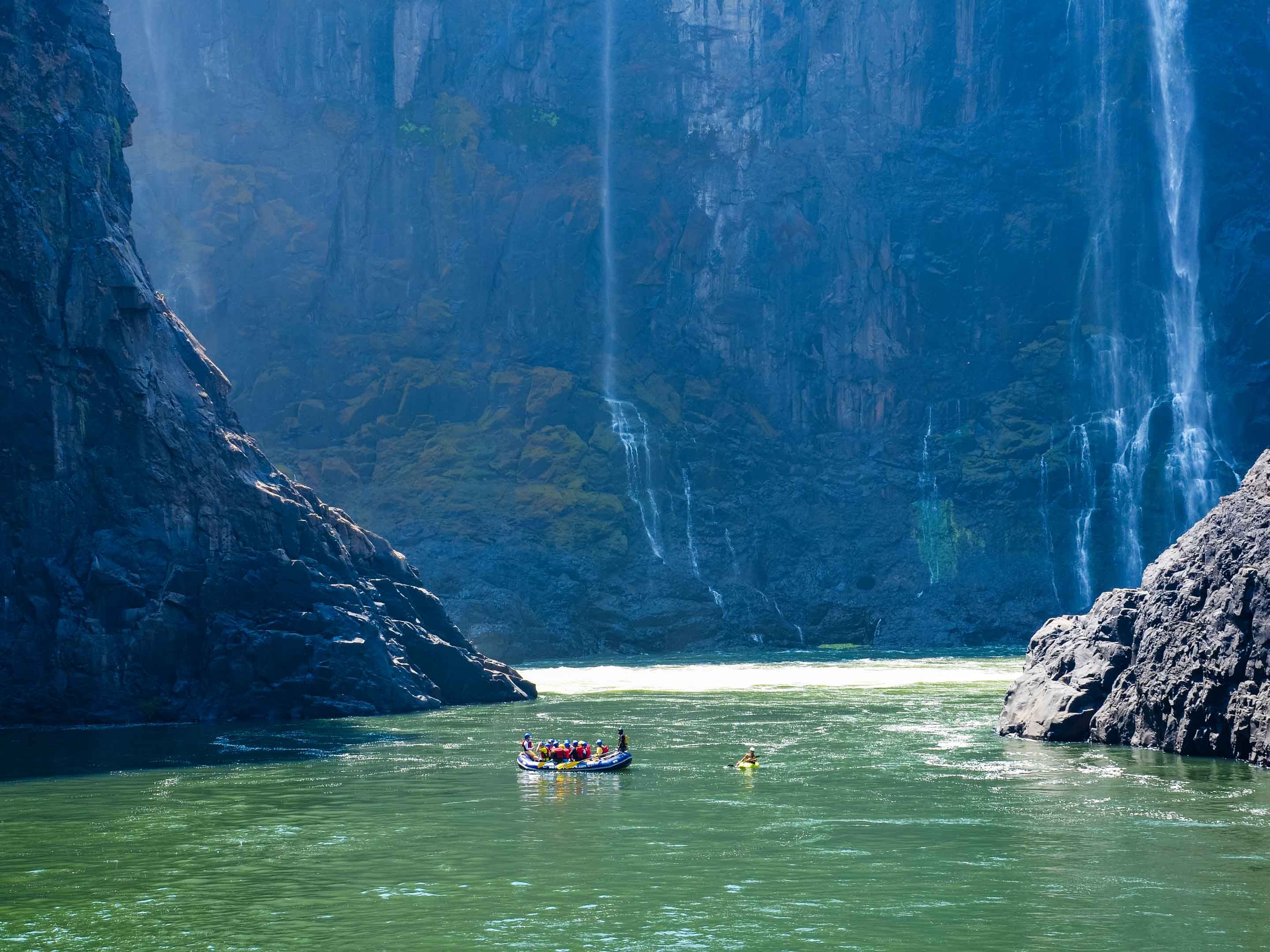 Zambezi River, Thrilling rafting, Botswana safari, African wonders, 2880x2160 HD Desktop