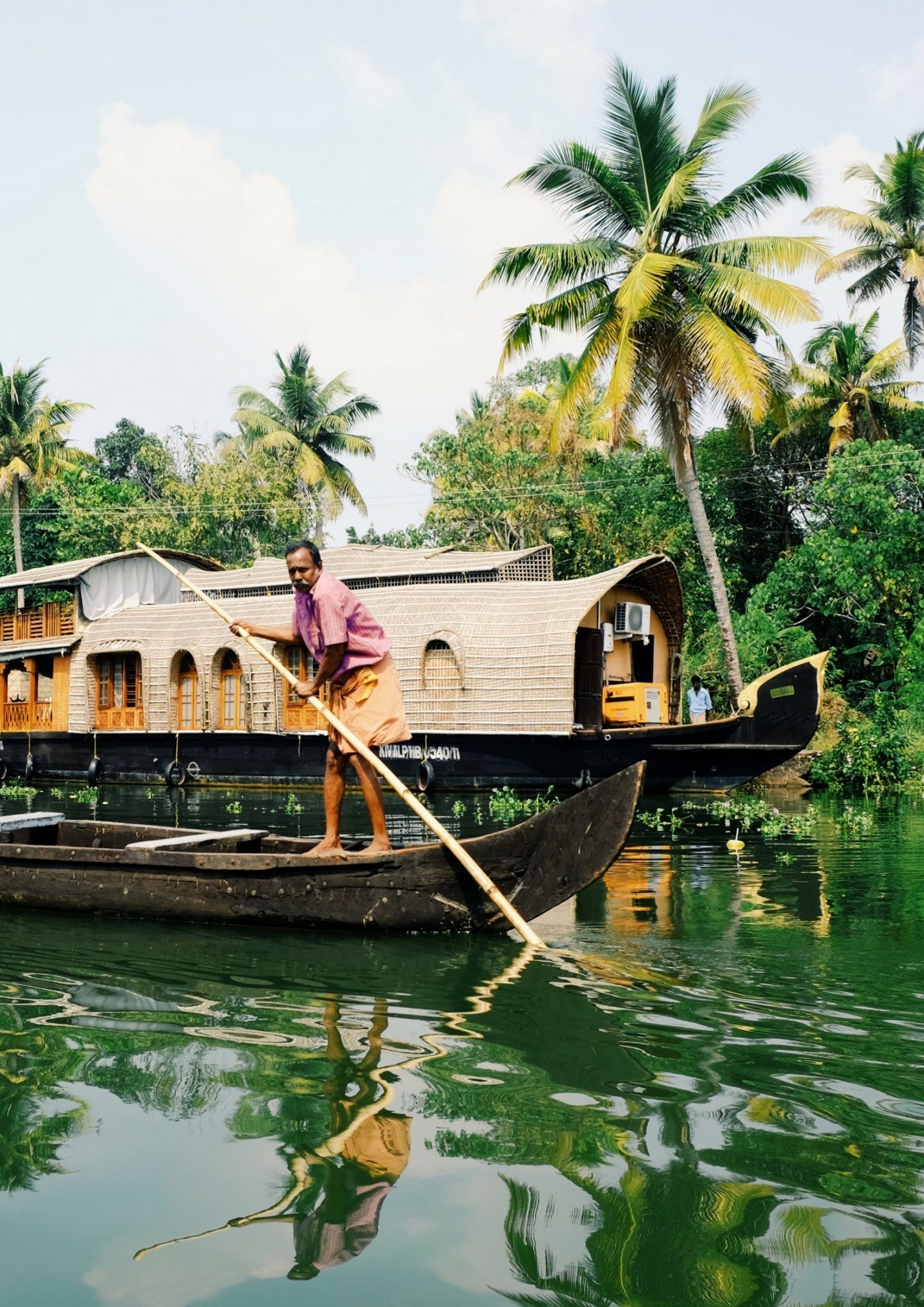 Beautiful state of Kerala, Lush surroundings, Serene ambiance, Travel paradise, 1440x2040 HD Handy